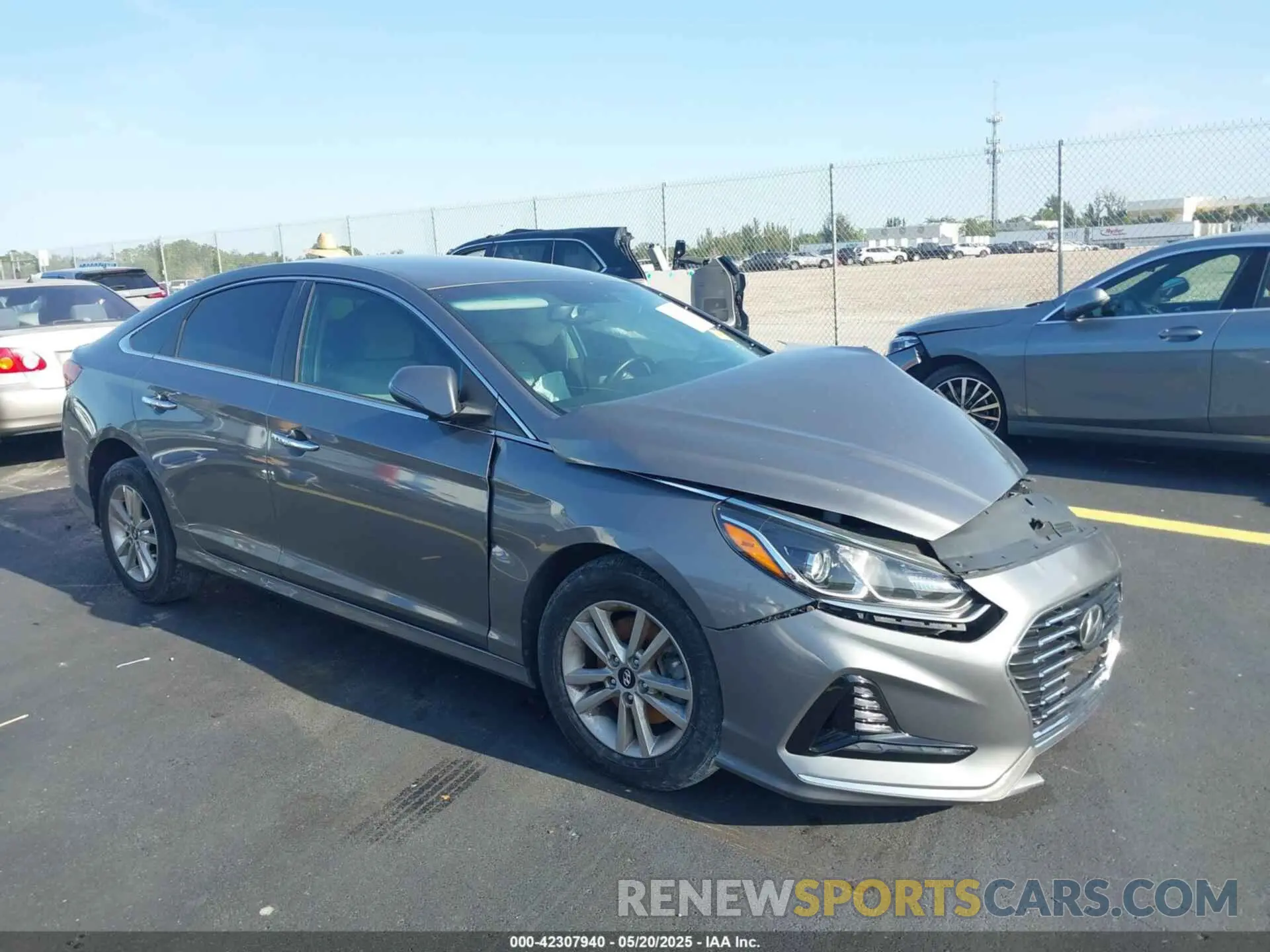 1 Фотография поврежденного автомобиля 5NPE34AF5KH789159 HYUNDAI SONATA 2019