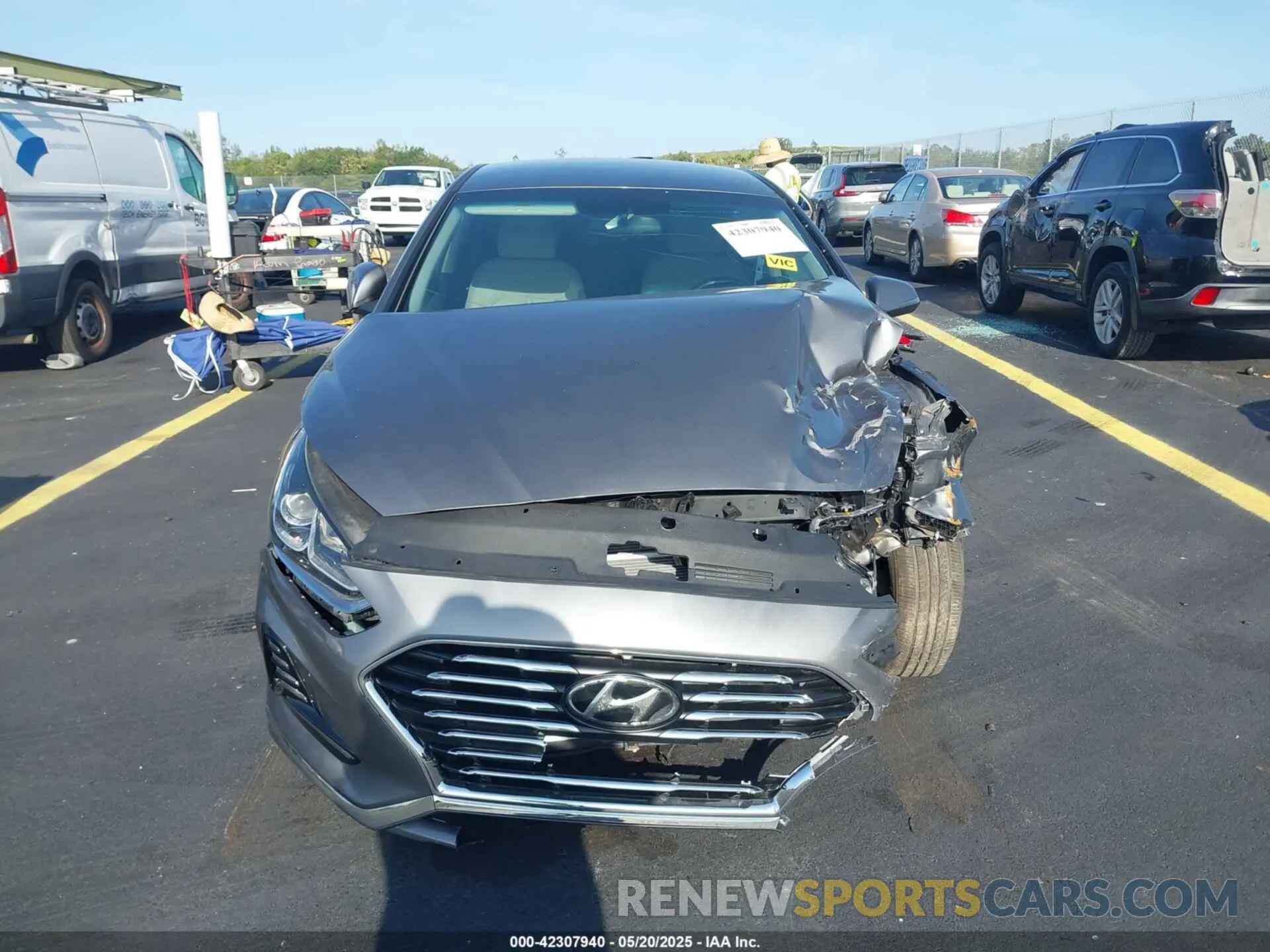 12 Фотография поврежденного автомобиля 5NPE34AF5KH789159 HYUNDAI SONATA 2019