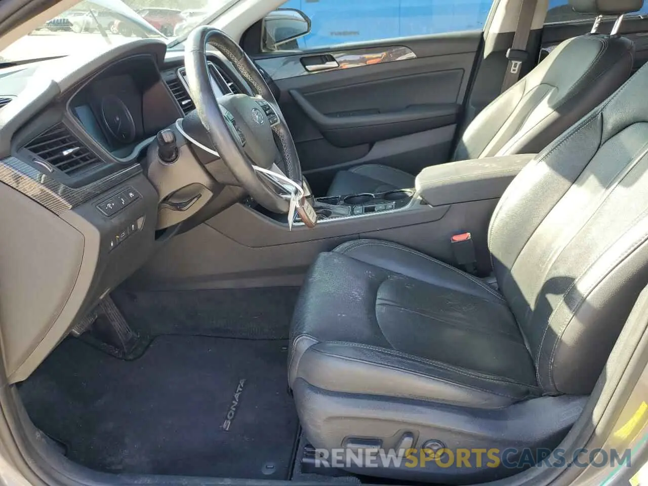 7 Фотография поврежденного автомобиля 5NPE34AF5KH808518 HYUNDAI SONATA 2019