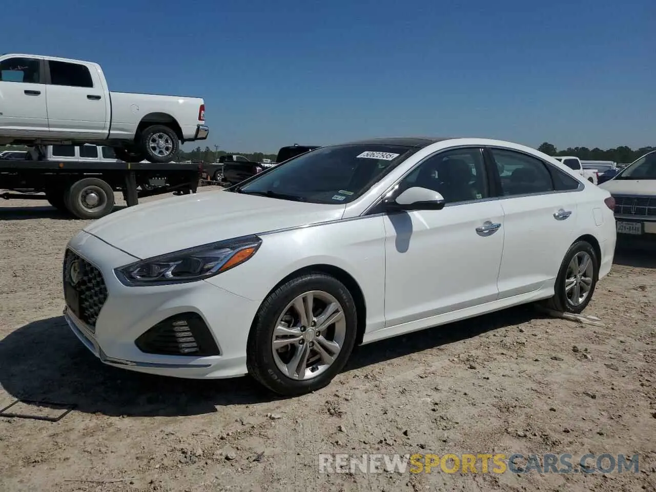 1 Photograph of a damaged car 5NPE34AF6KH779417 HYUNDAI SONATA 2019