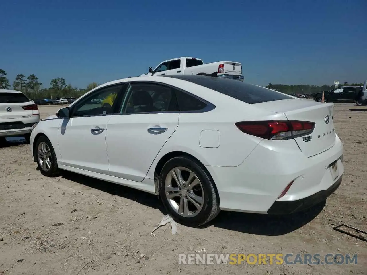 2 Photograph of a damaged car 5NPE34AF6KH779417 HYUNDAI SONATA 2019