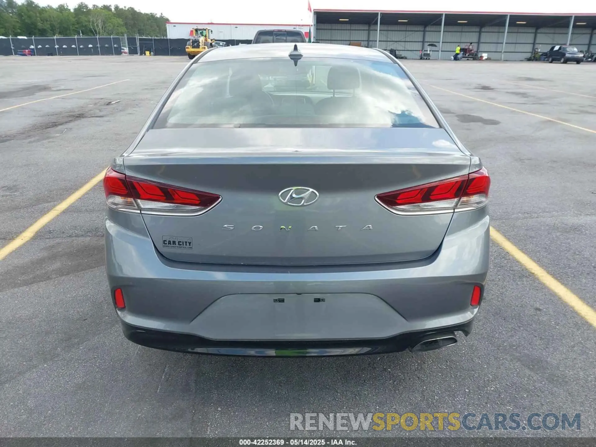 15 Фотография поврежденного автомобиля 5NPE34AF8KH747665 HYUNDAI SONATA 2019