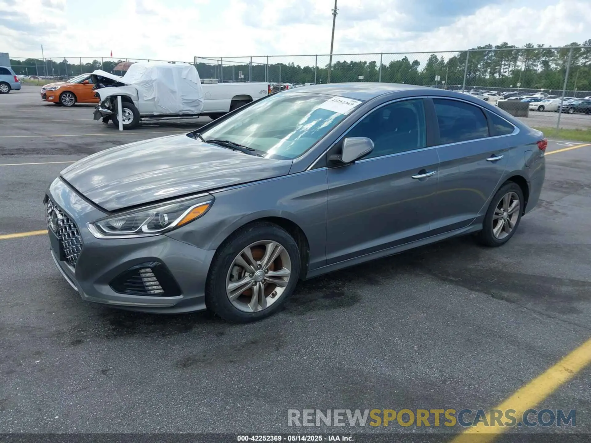 2 Фотография поврежденного автомобиля 5NPE34AF8KH747665 HYUNDAI SONATA 2019