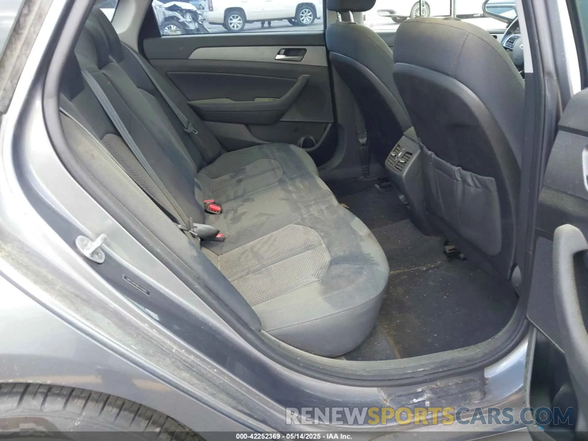 8 Фотография поврежденного автомобиля 5NPE34AF8KH747665 HYUNDAI SONATA 2019