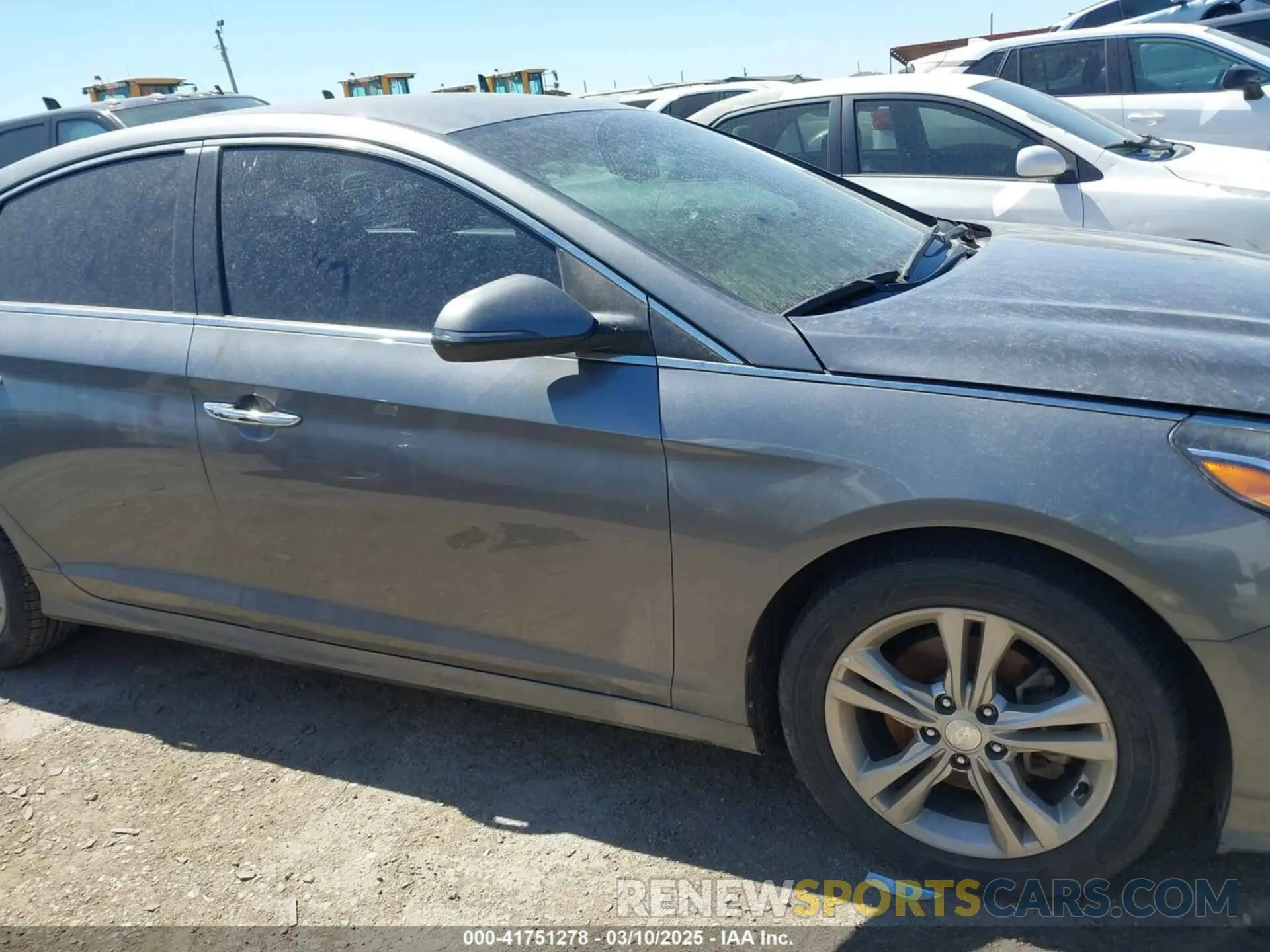 13 Photograph of a damaged car 5NPE34AF8KH751764 HYUNDAI SONATA 2019