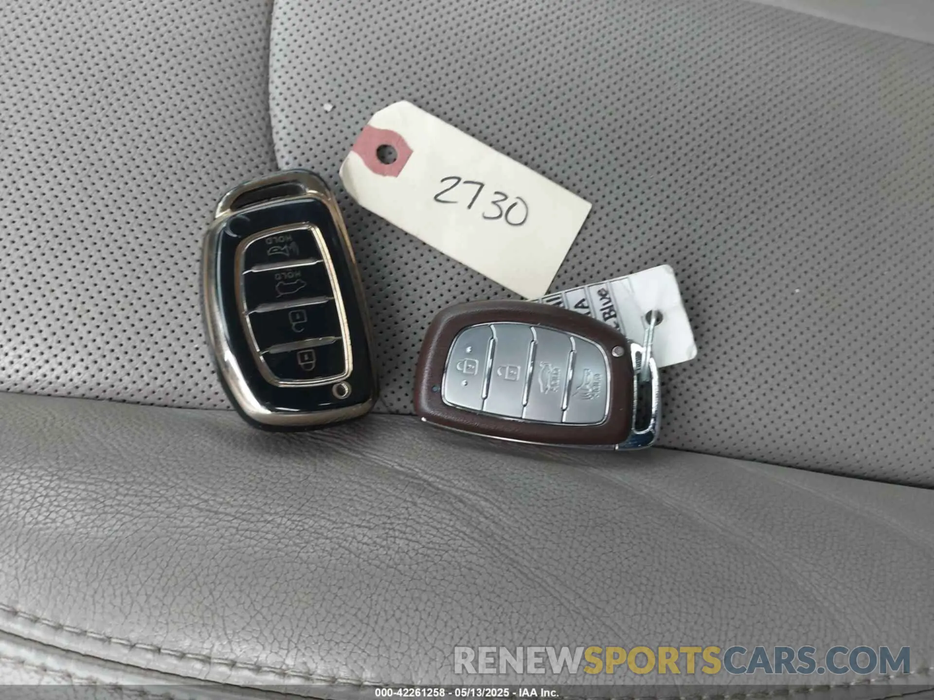 11 Photograph of a damaged car 5NPE34AF9KH776723 HYUNDAI SONATA 2019