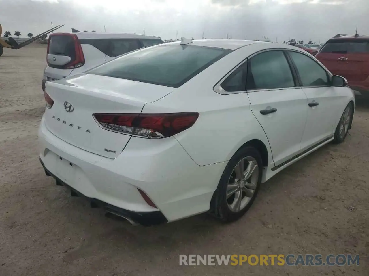 3 Photograph of a damaged car 5NPE34AFXKH766377 HYUNDAI SONATA 2019