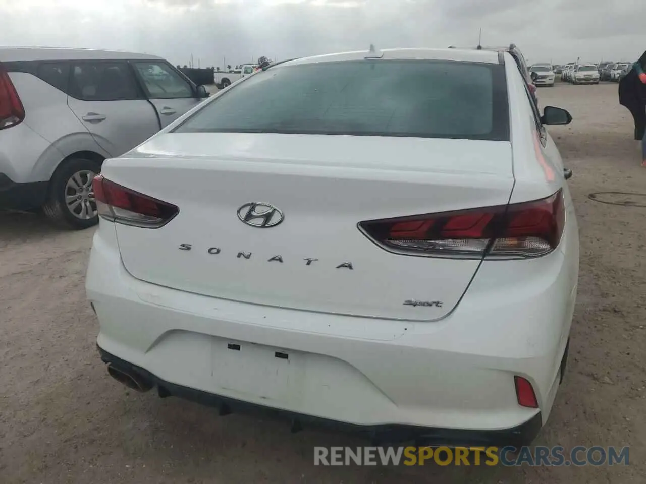 6 Photograph of a damaged car 5NPE34AFXKH766377 HYUNDAI SONATA 2019