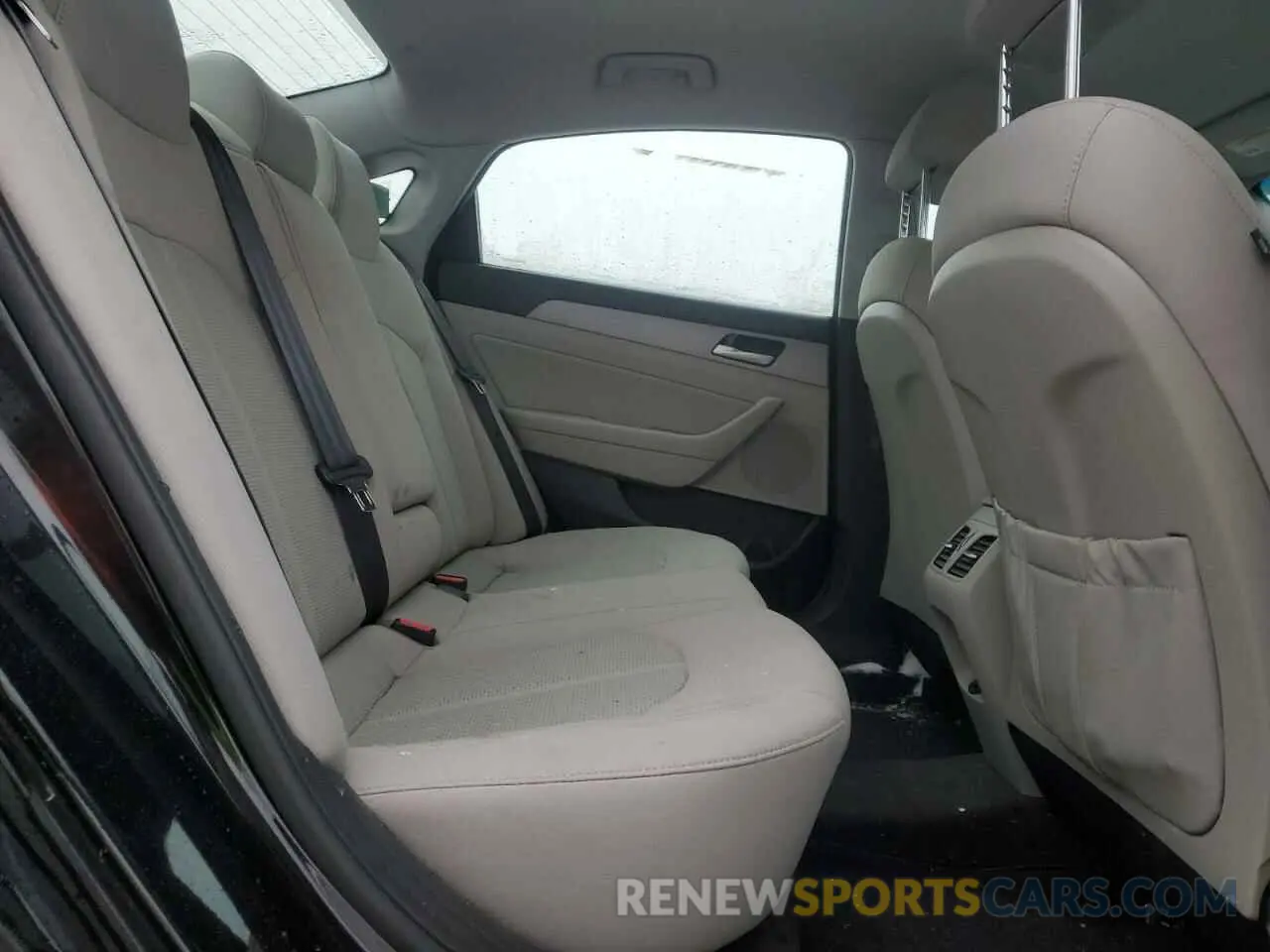 10 Photograph of a damaged car 5NPE34AFXKH783714 HYUNDAI SONATA 2019