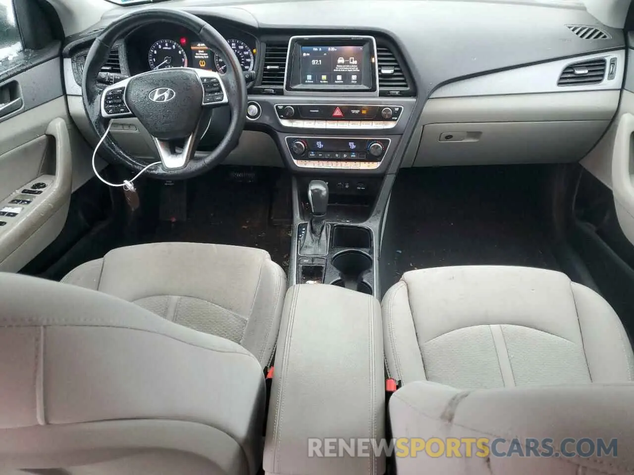 8 Photograph of a damaged car 5NPE34AFXKH783714 HYUNDAI SONATA 2019