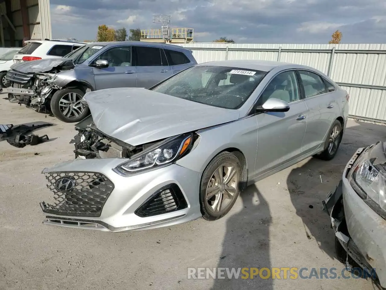 1 Photograph of a damaged car 5NPE34AFXKH790694 HYUNDAI SONATA 2019