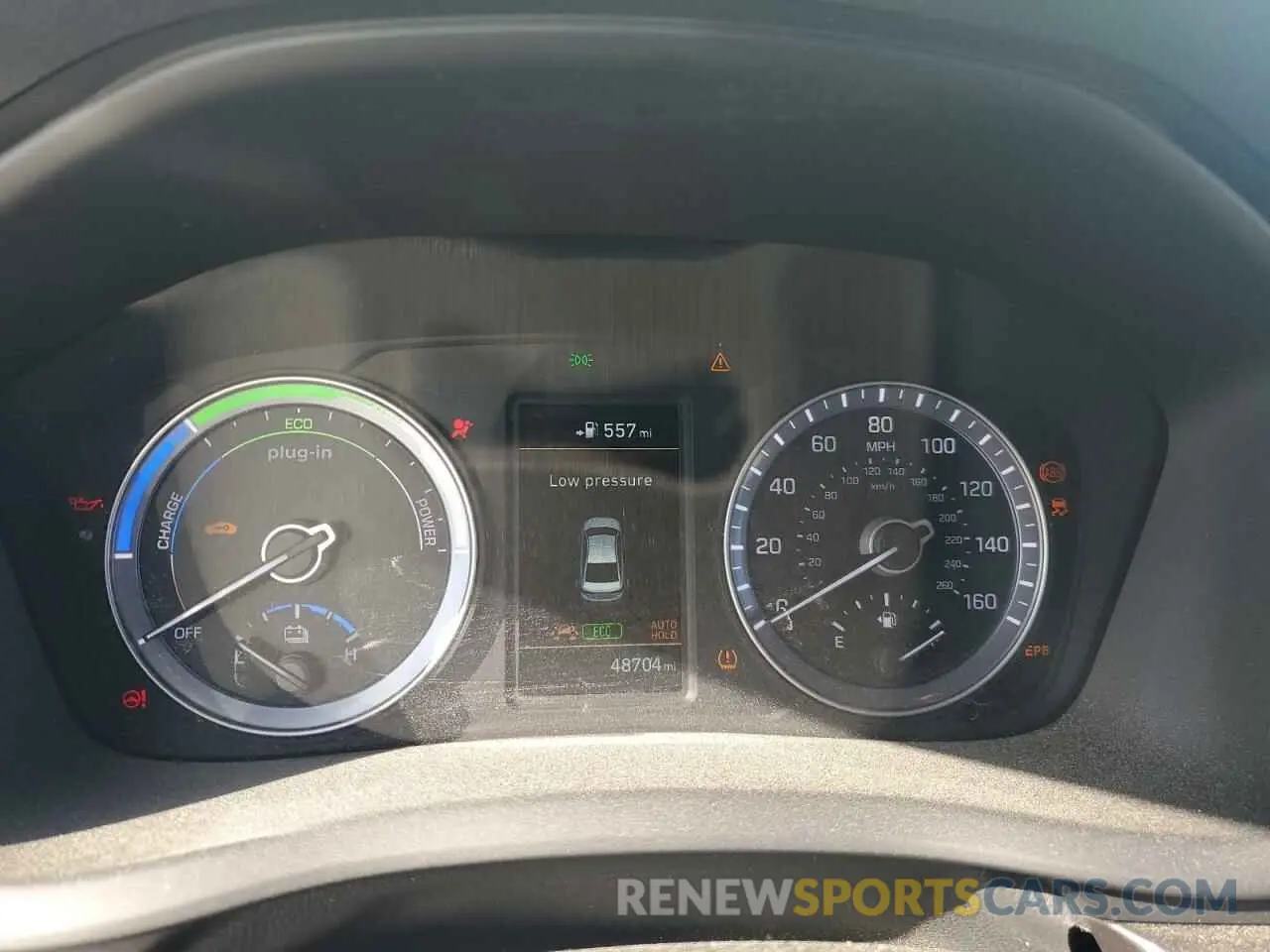 9 Photograph of a damaged car KMHE54L27KA091112 HYUNDAI SONATA 2019