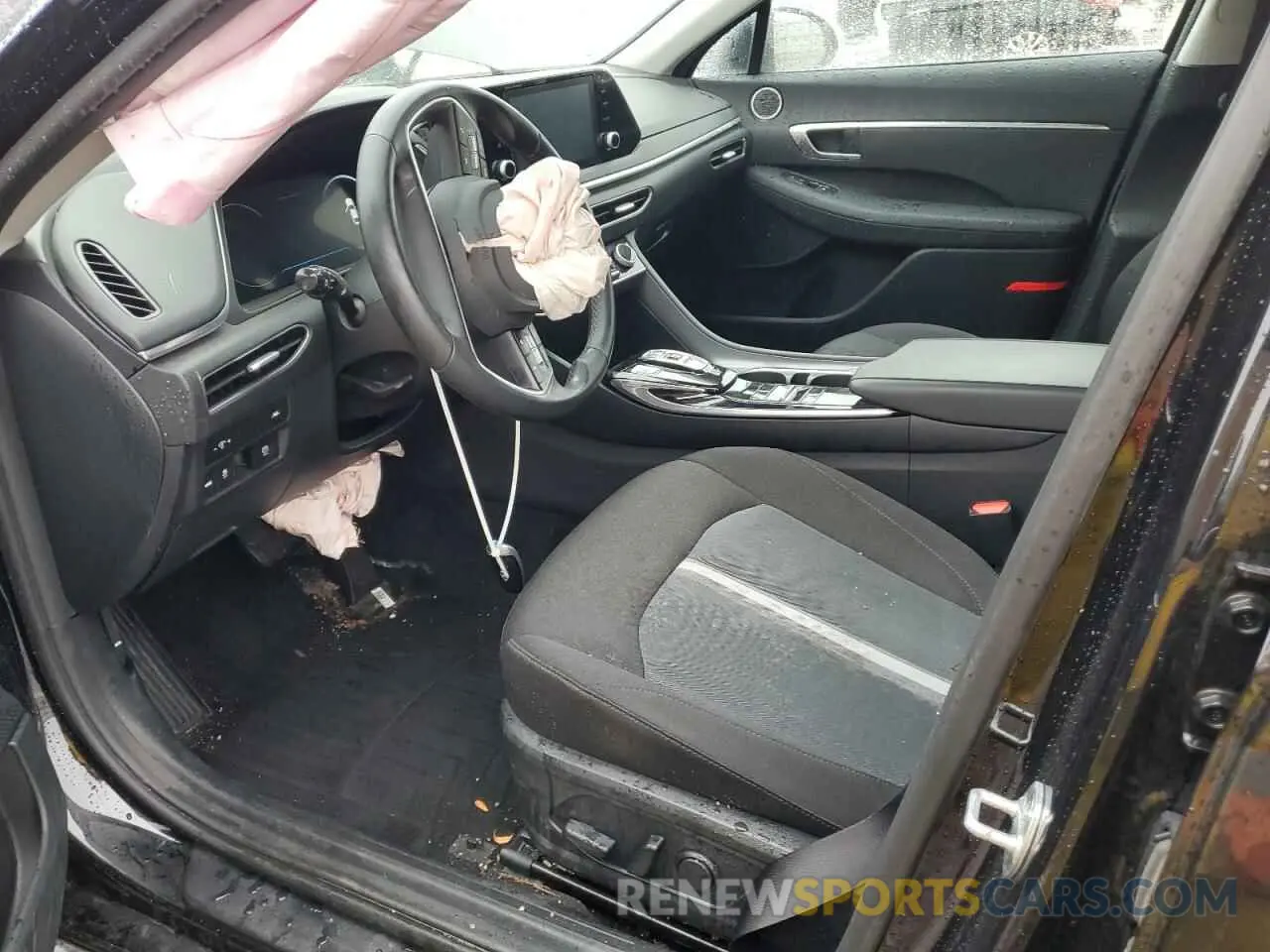 7 Photograph of a damaged car 5NPEF4JA0LH028178 HYUNDAI SONATA 2020