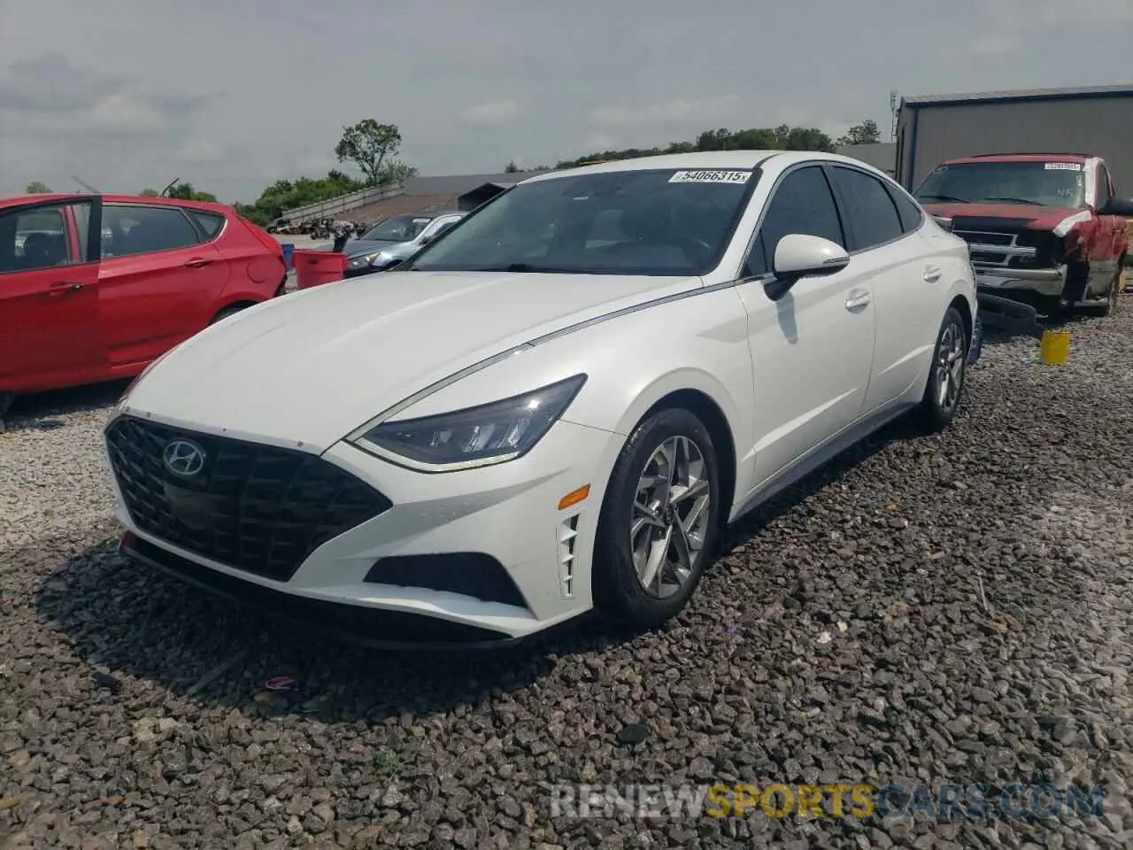 1 Фотография поврежденного автомобиля 5NPEF4JA1LH034085 HYUNDAI SONATA 2020