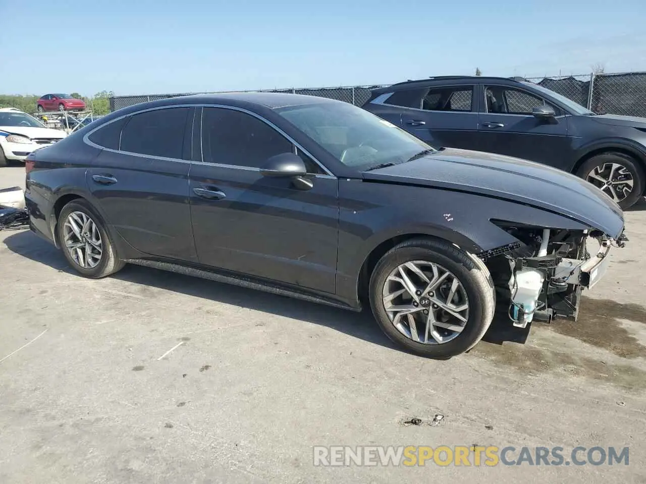 4 Photograph of a damaged car 5NPEF4JA2LH047024 HYUNDAI SONATA 2020