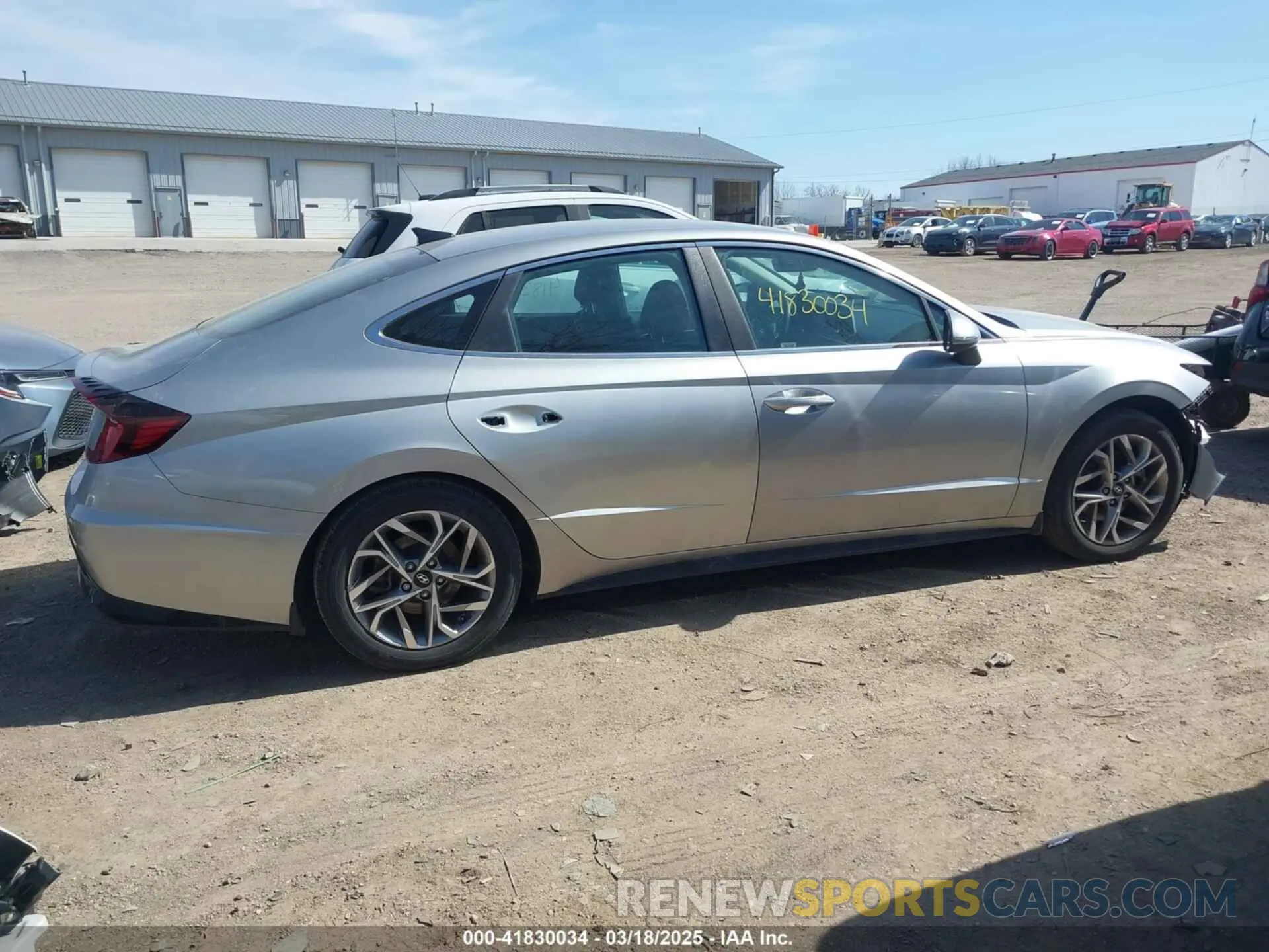 14 Photograph of a damaged car 5NPEF4JA2LH060078 HYUNDAI SONATA 2020