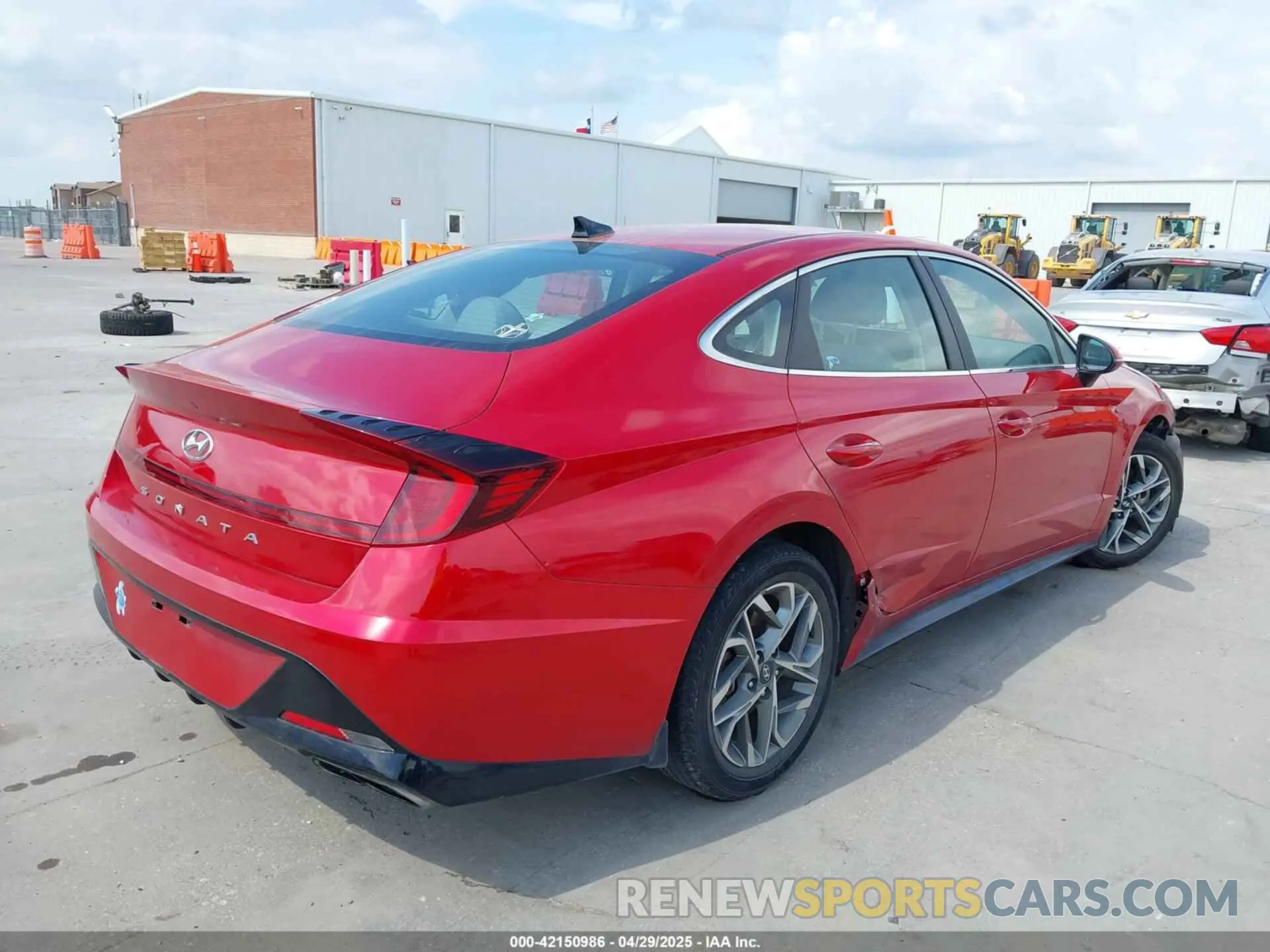 4 Фотография поврежденного автомобиля 5NPEF4JA3LH058839 HYUNDAI SONATA 2020