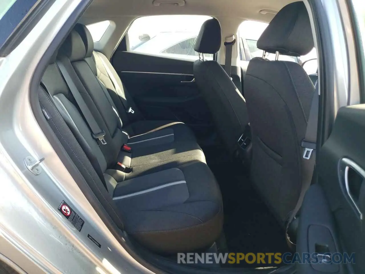 10 Фотография поврежденного автомобиля 5NPEF4JA3LH060610 HYUNDAI SONATA 2020