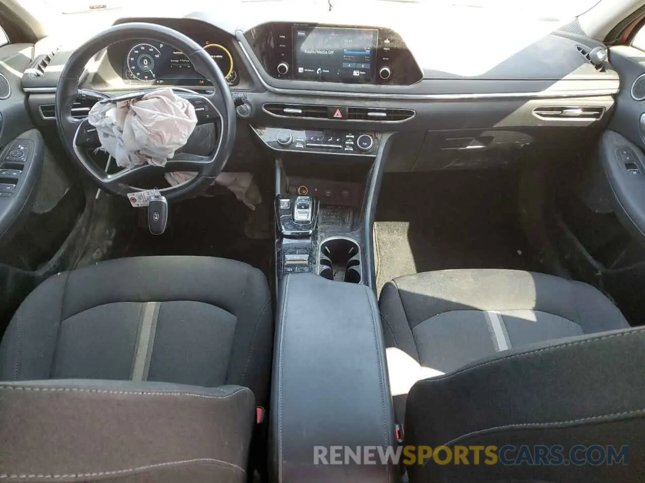 8 Фотография поврежденного автомобиля 5NPEF4JA4LH044755 HYUNDAI SONATA 2020