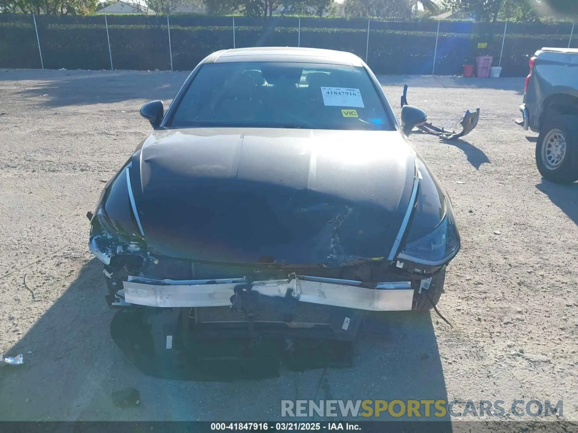 13 Photograph of a damaged car 5NPEF4JA5LH000425 HYUNDAI SONATA 2020