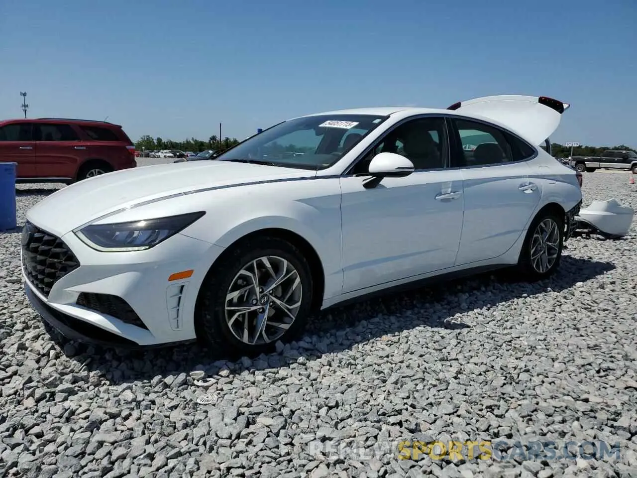 1 Photograph of a damaged car 5NPEF4JA5LH002370 HYUNDAI SONATA 2020