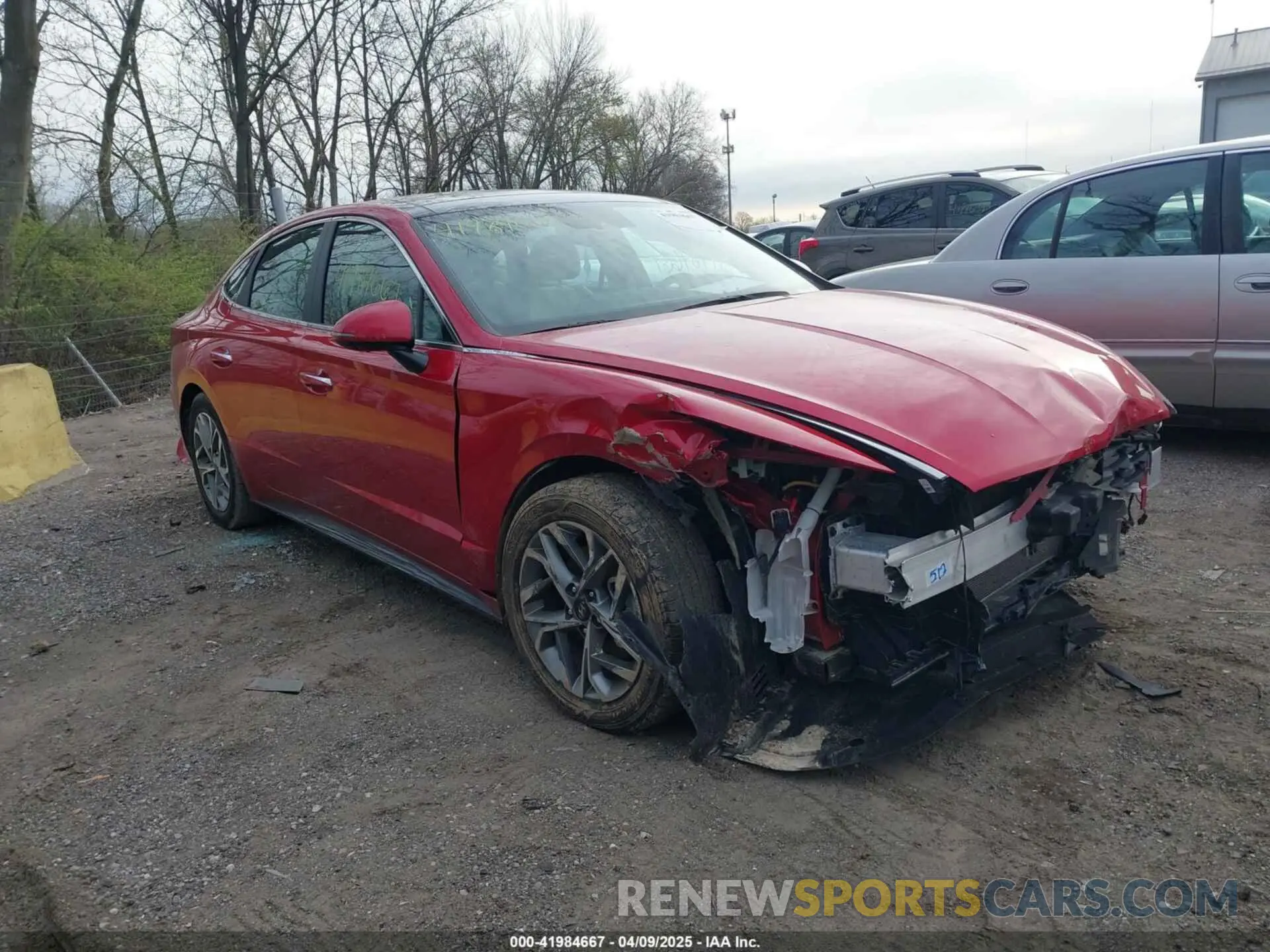 1 Фотография поврежденного автомобиля 5NPEF4JAXLH001201 HYUNDAI SONATA 2020