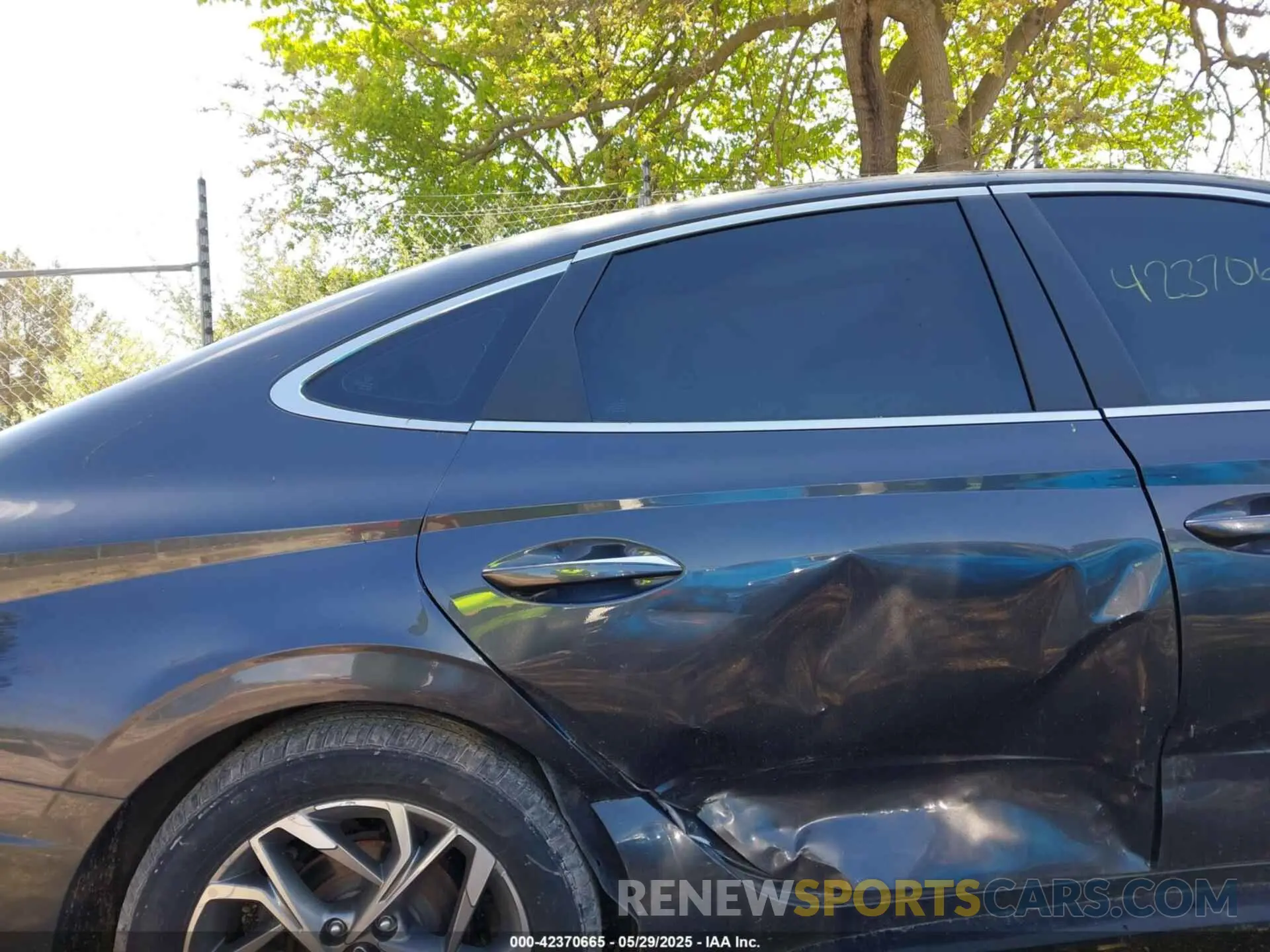 6 Фотография поврежденного автомобиля 5NPEF4JAXLH035736 HYUNDAI SONATA 2020
