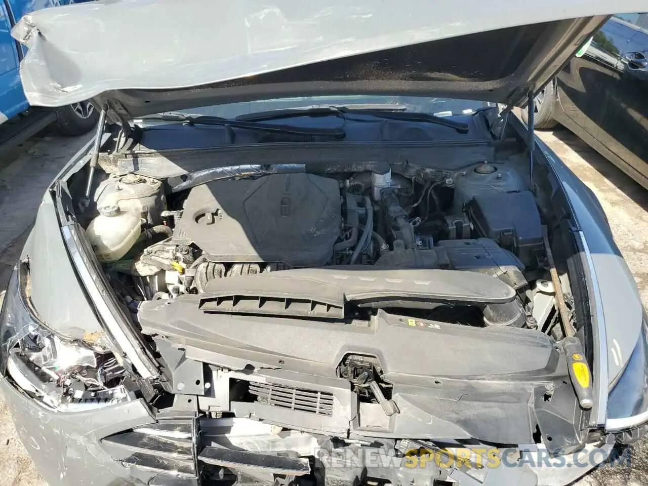 11 Photograph of a damaged car 5NPEG4JA1LH037243 HYUNDAI SONATA 2020