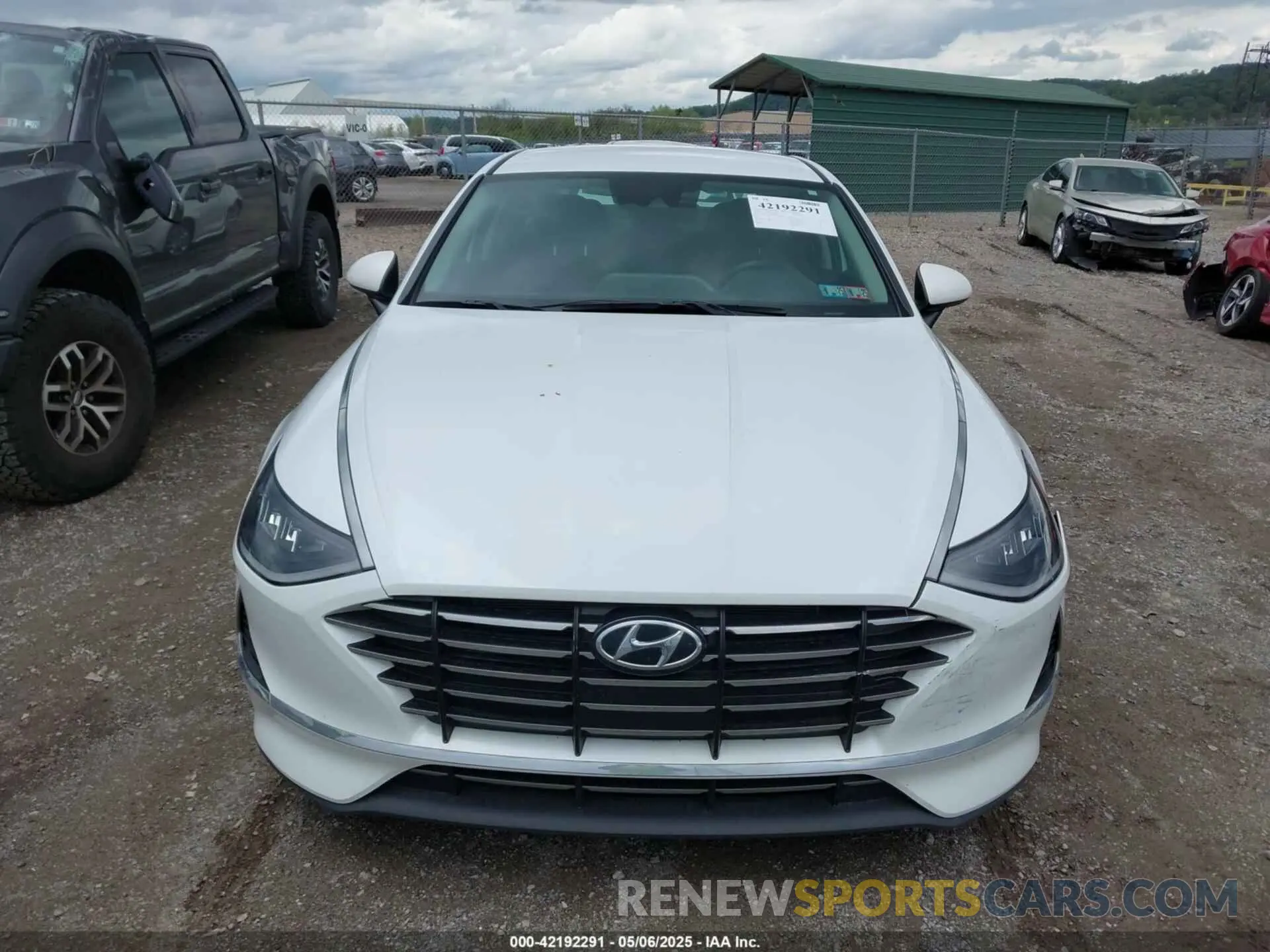 12 Фотография поврежденного автомобиля 5NPEG4JA1LH043060 HYUNDAI SONATA 2020