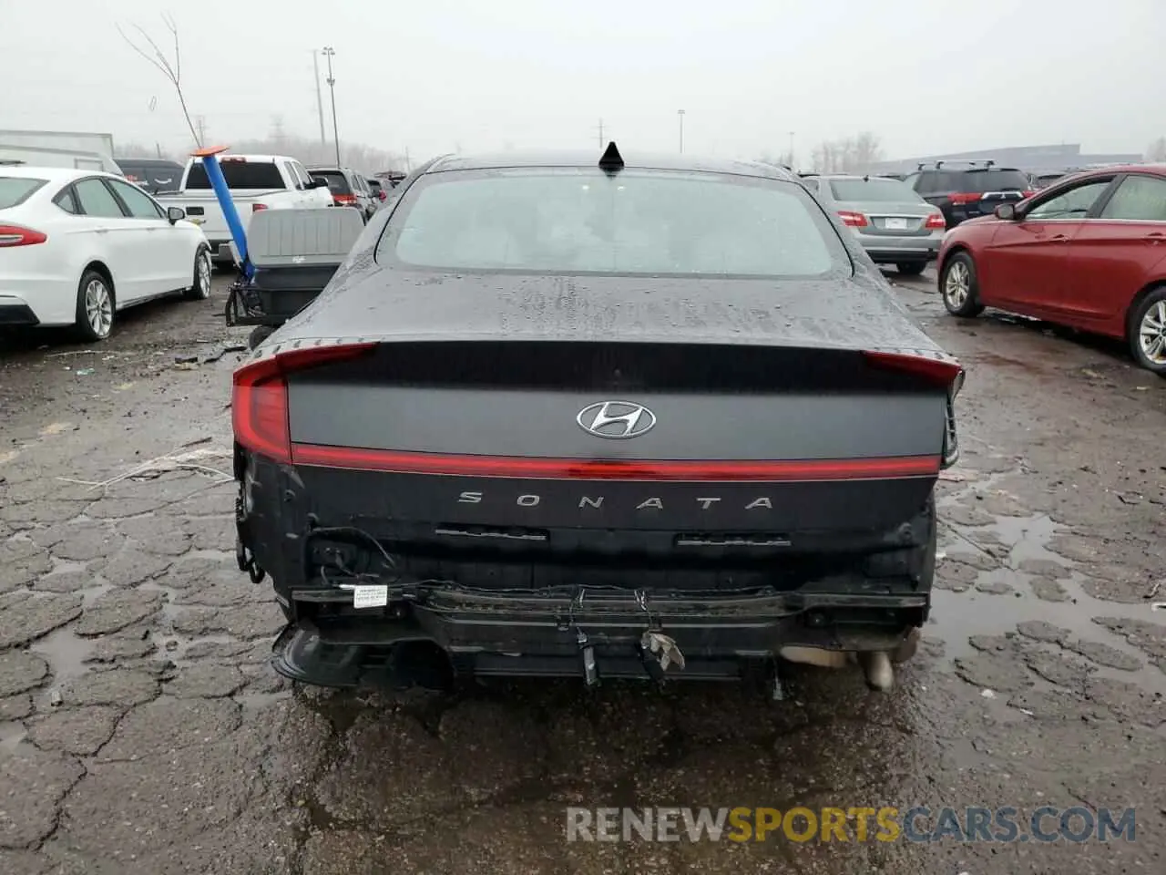 6 Photograph of a damaged car 5NPEG4JA2LH054214 HYUNDAI SONATA 2020