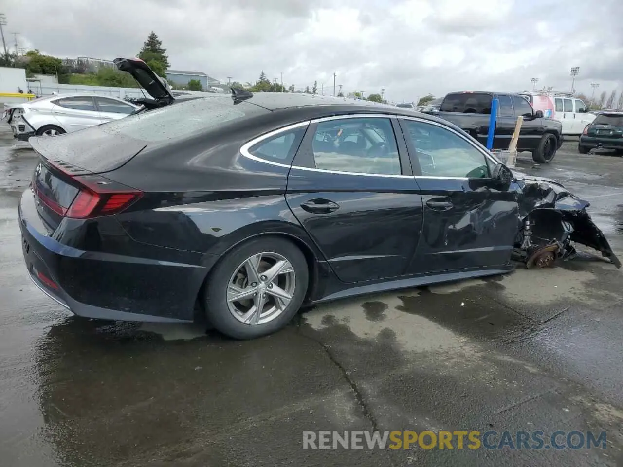 3 Photograph of a damaged car 5NPEG4JA4LH054845 HYUNDAI SONATA 2020