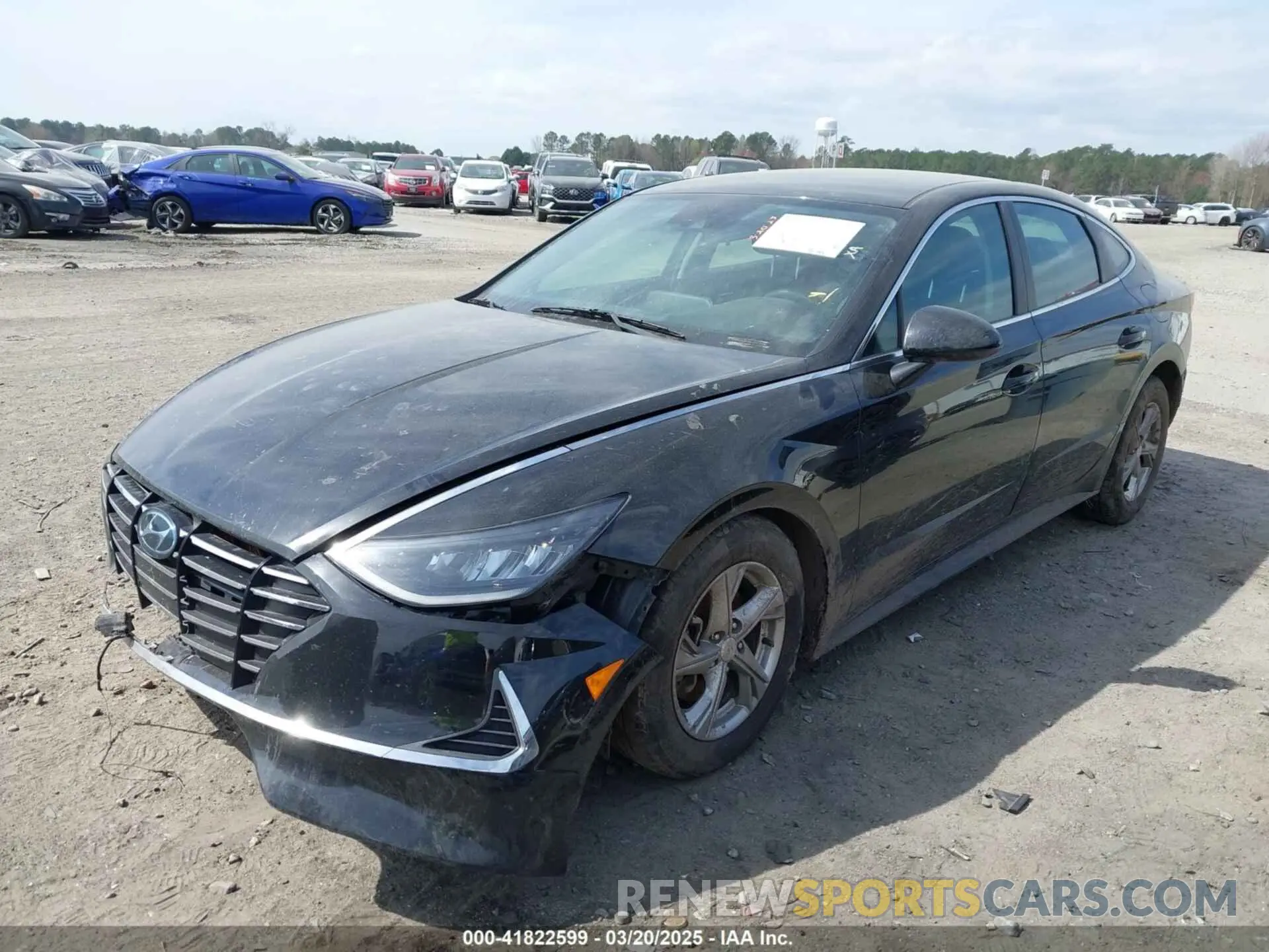 2 Photograph of a damaged car 5NPEG4JA9LH056882 HYUNDAI SONATA 2020
