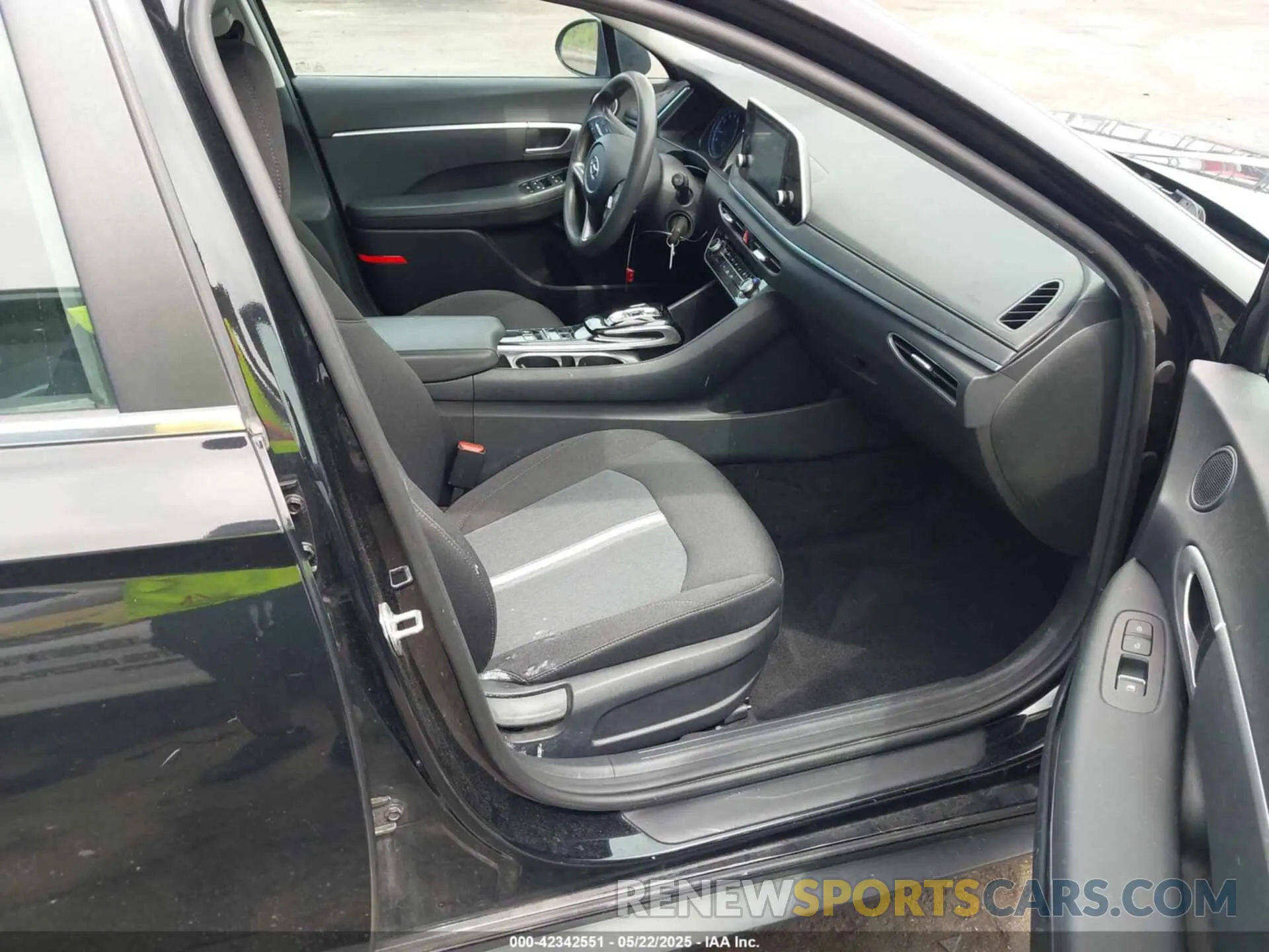 5 Фотография поврежденного автомобиля 5NPEG4JAXLH056888 HYUNDAI SONATA 2020