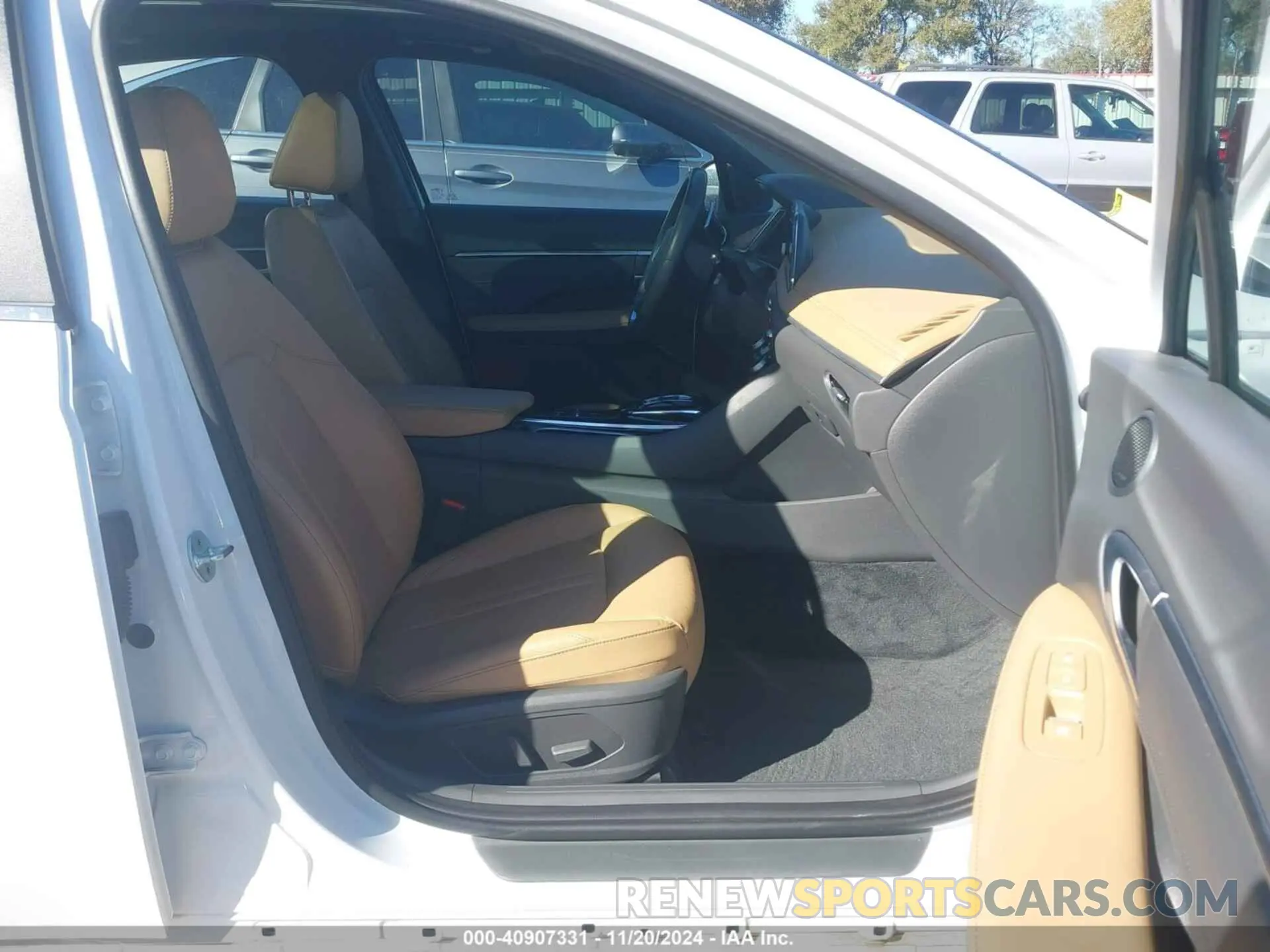 5 Photograph of a damaged car 5NPEH4J22LH030436 HYUNDAI SONATA 2020