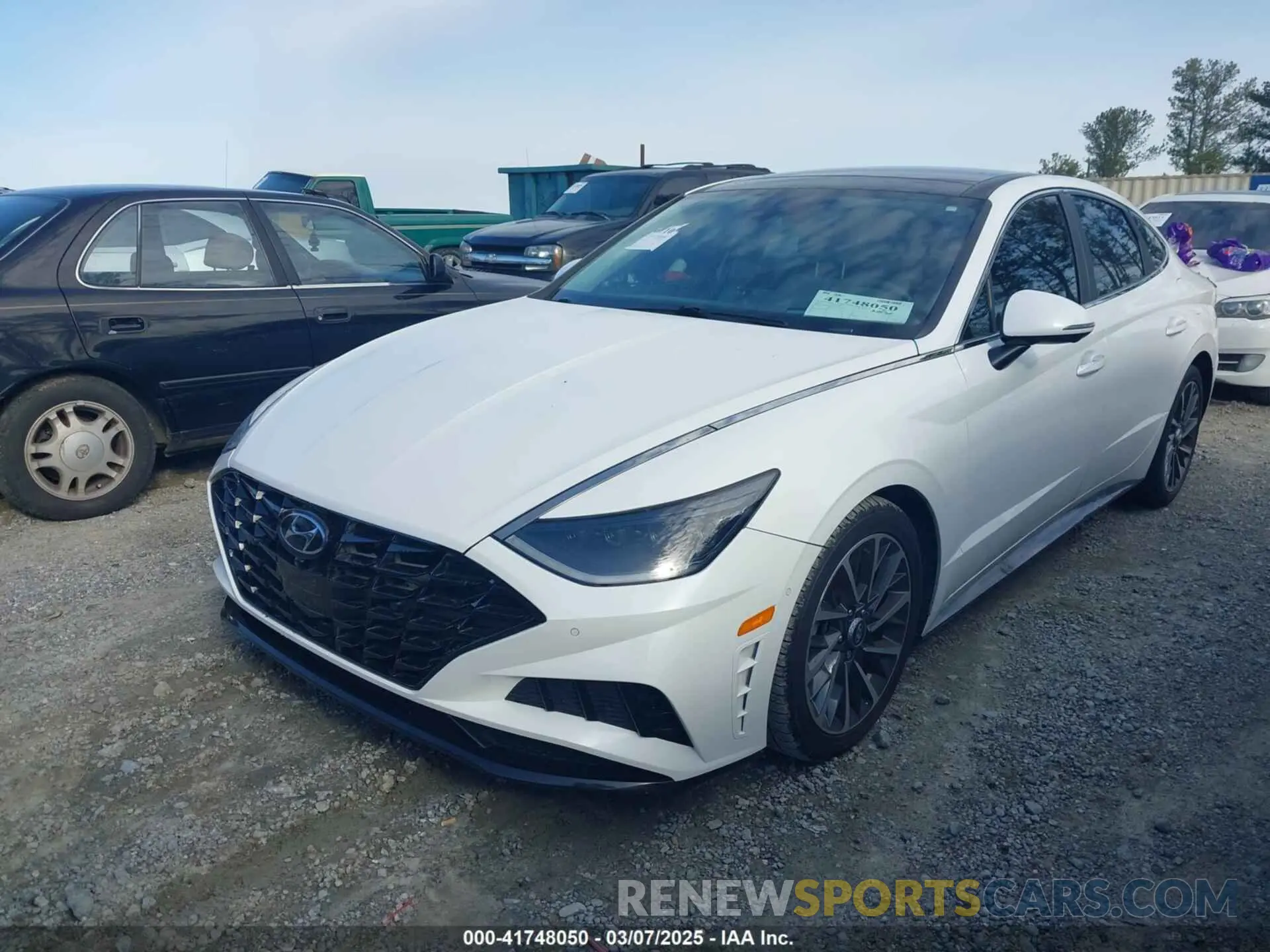 2 Photograph of a damaged car 5NPEH4J23LH023642 HYUNDAI SONATA 2020