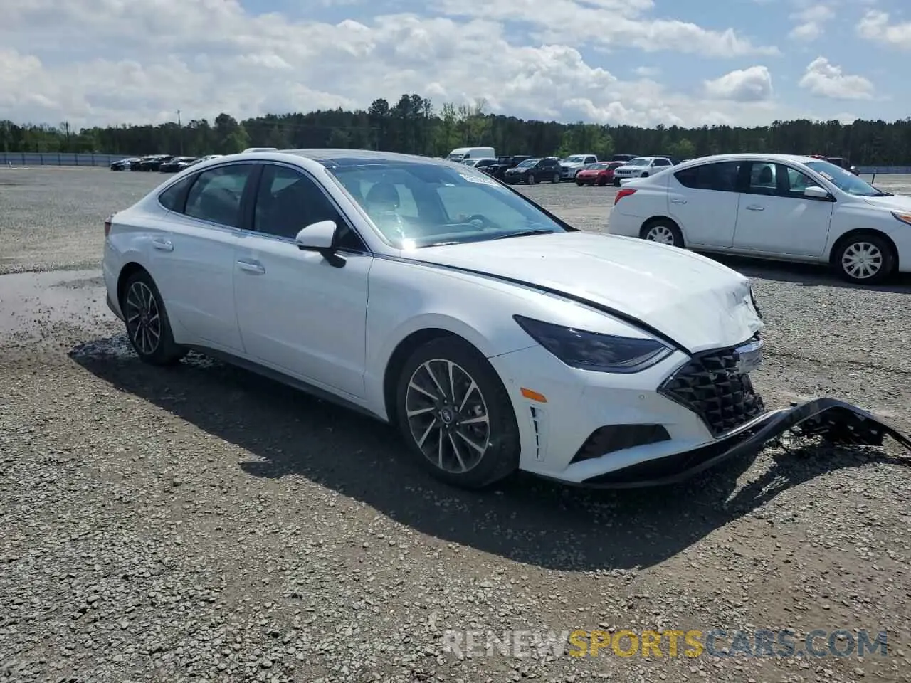 4 Photograph of a damaged car 5NPEH4J24LH040949 HYUNDAI SONATA 2020