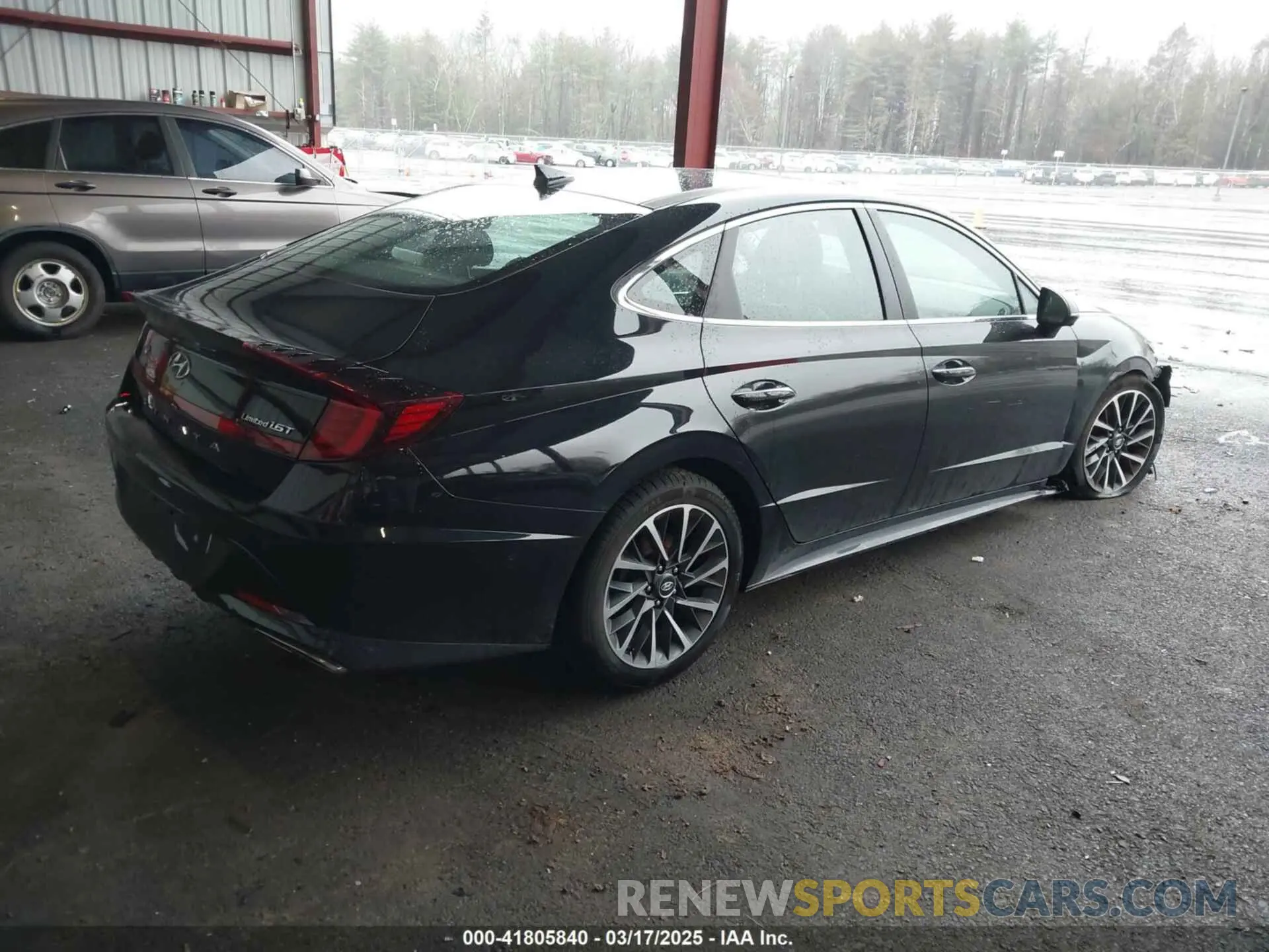 4 Photograph of a damaged car 5NPEH4J27LH033428 HYUNDAI SONATA 2020