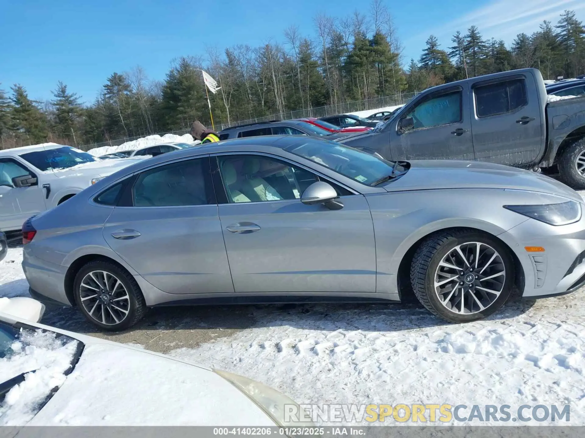 14 Фотография поврежденного автомобиля 5NPEH4J28LH023068 HYUNDAI SONATA 2020