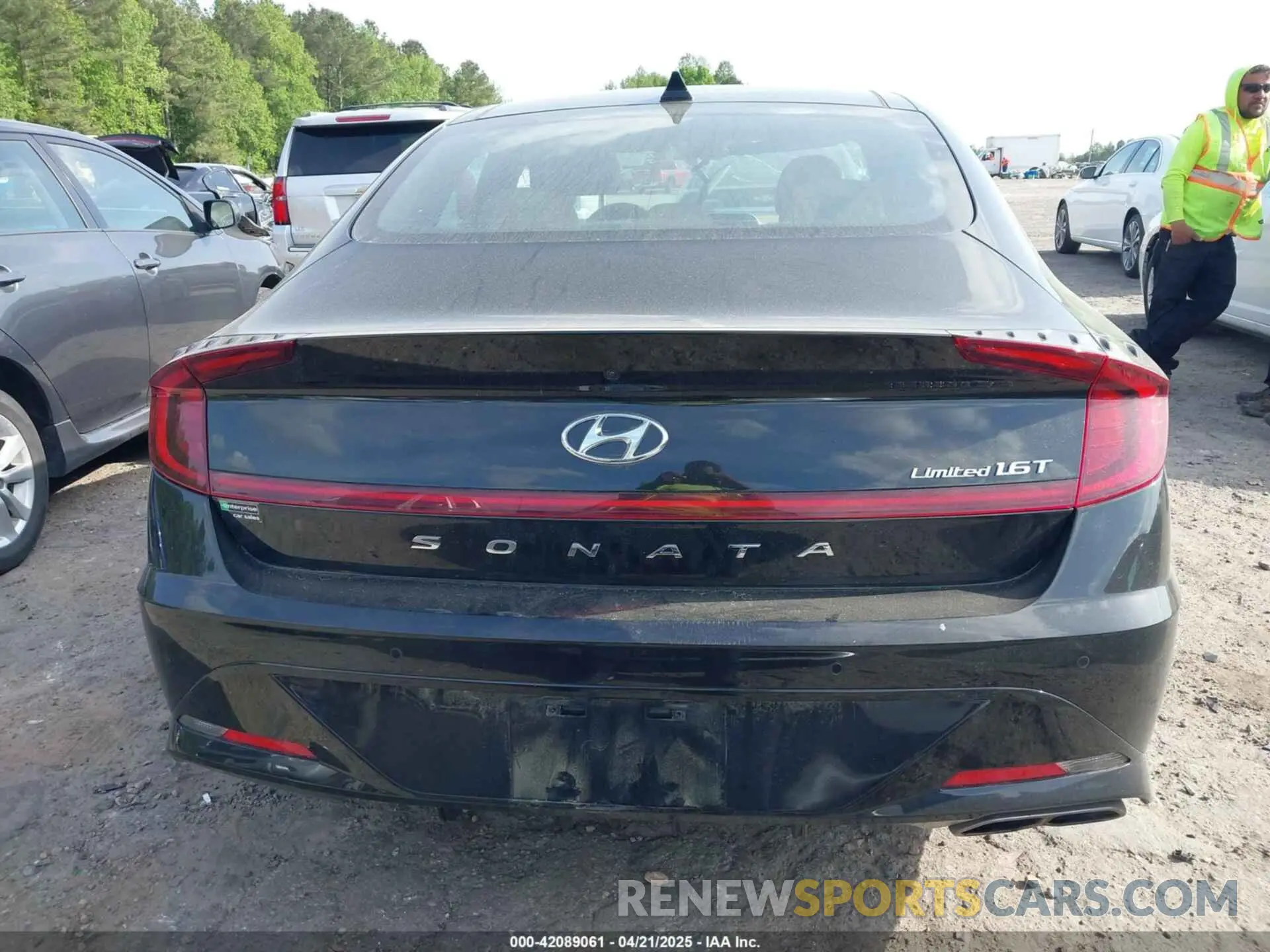 16 Фотография поврежденного автомобиля 5NPEH4J28LH032742 HYUNDAI SONATA 2020