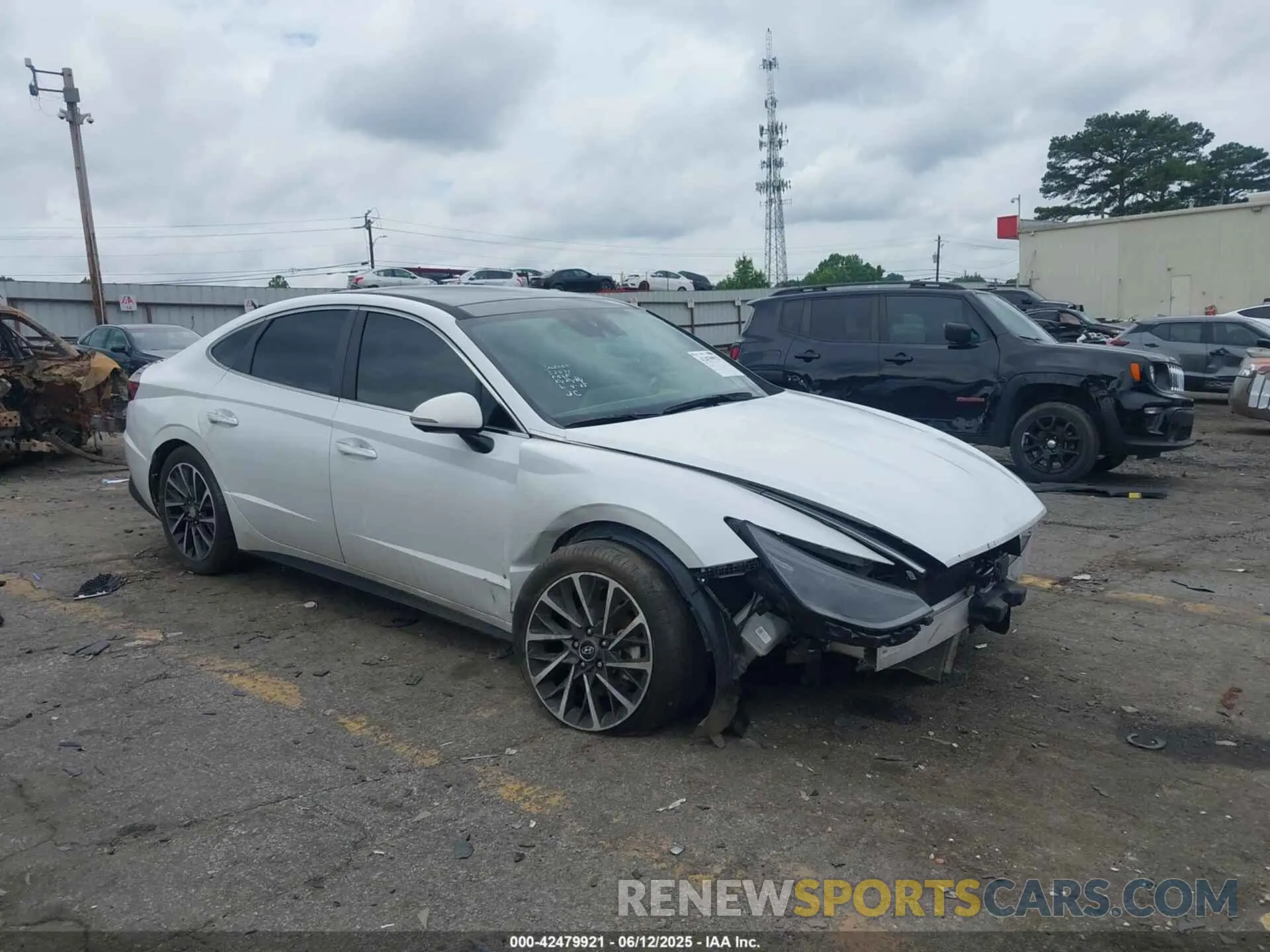 1 Photograph of a damaged car 5NPEH4J29LH030417 HYUNDAI SONATA 2020