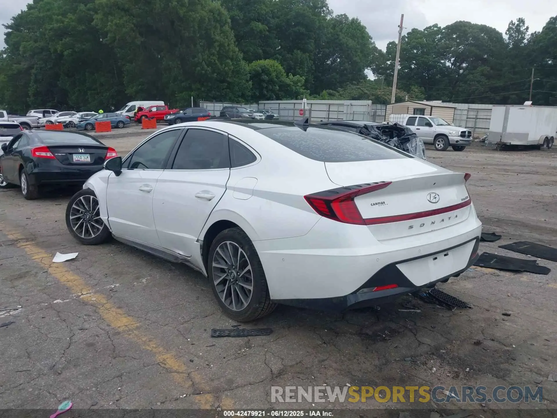 3 Photograph of a damaged car 5NPEH4J29LH030417 HYUNDAI SONATA 2020
