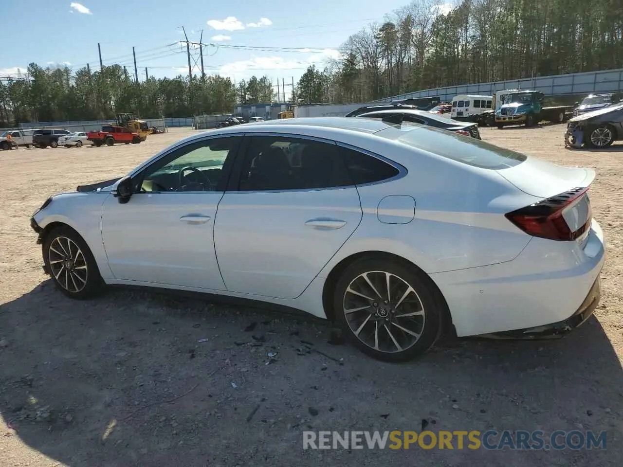 2 Photograph of a damaged car 5NPEH4J29LH047962 HYUNDAI SONATA 2020