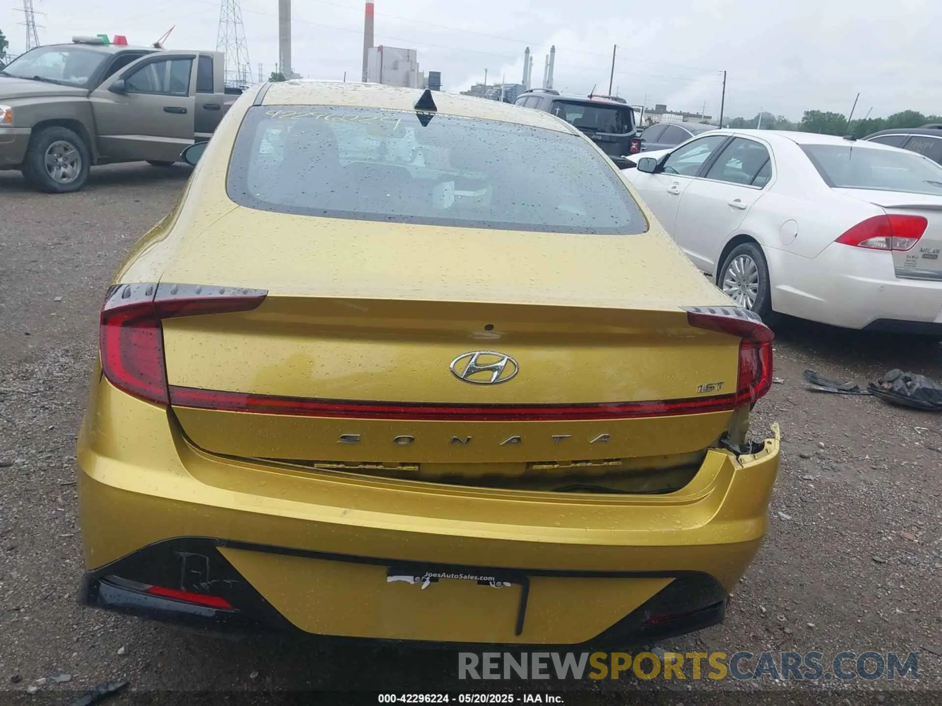 16 Photograph of a damaged car 5NPEJ4J20LH051239 HYUNDAI SONATA 2020