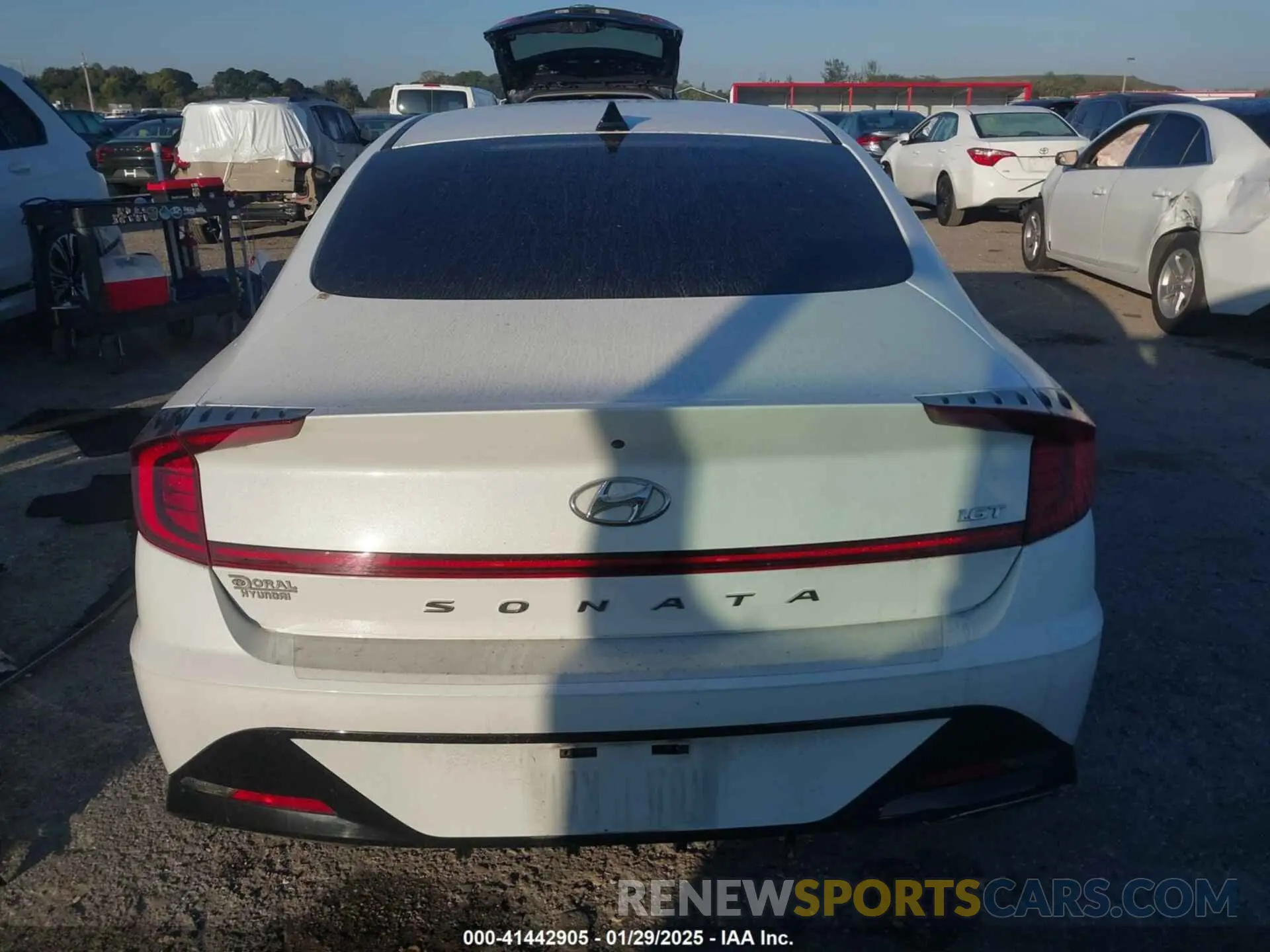 16 Фотография поврежденного автомобиля 5NPEJ4J24LH011004 HYUNDAI SONATA 2020