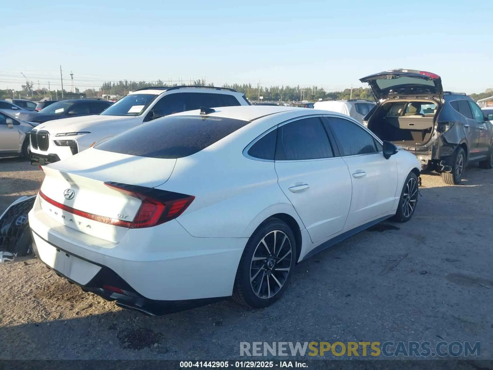 4 Фотография поврежденного автомобиля 5NPEJ4J24LH011004 HYUNDAI SONATA 2020