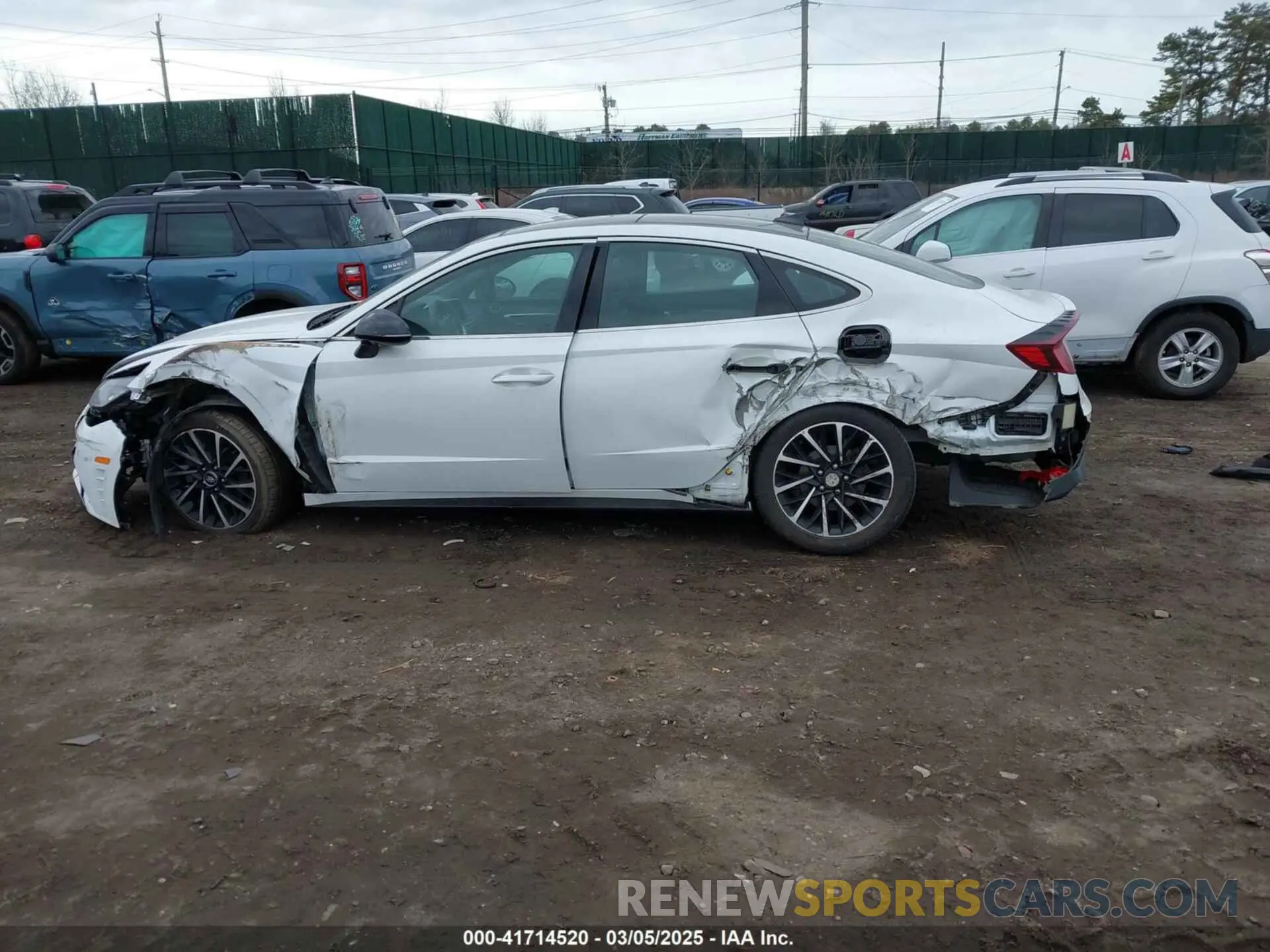 14 Фотография поврежденного автомобиля 5NPEJ4J24LH022679 HYUNDAI SONATA 2020
