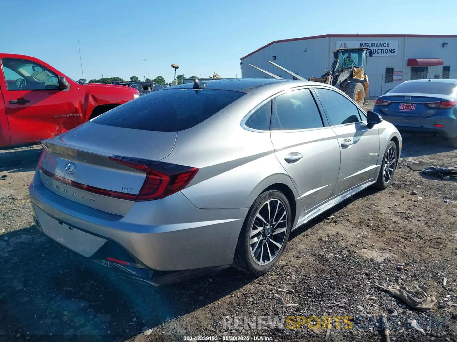 4 Photograph of a damaged car 5NPEJ4J27LH012003 HYUNDAI SONATA 2020
