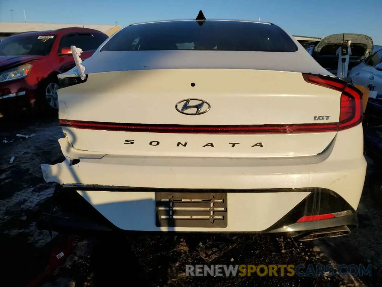 6 Photograph of a damaged car 5NPEJ4J29LH011905 HYUNDAI SONATA 2020