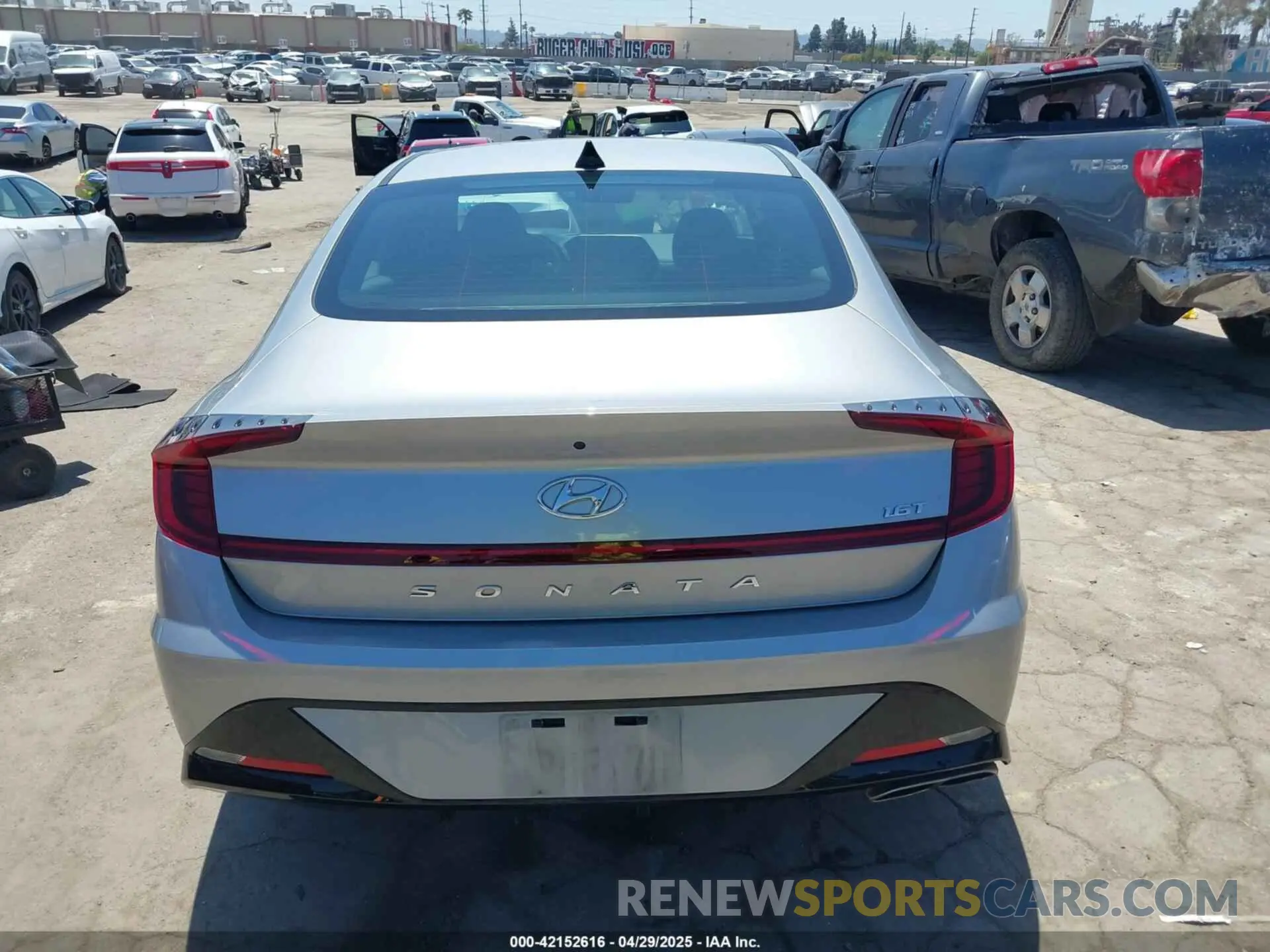 16 Фотография поврежденного автомобиля 5NPEJ4J29LH019387 HYUNDAI SONATA 2020