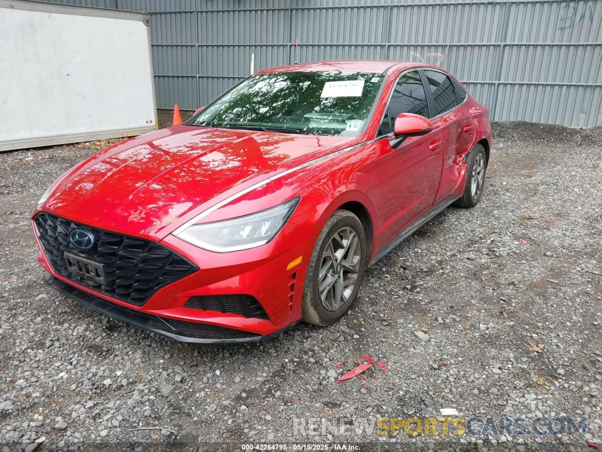 2 Photograph of a damaged car 5NPEL4JA0LH022194 HYUNDAI SONATA 2020